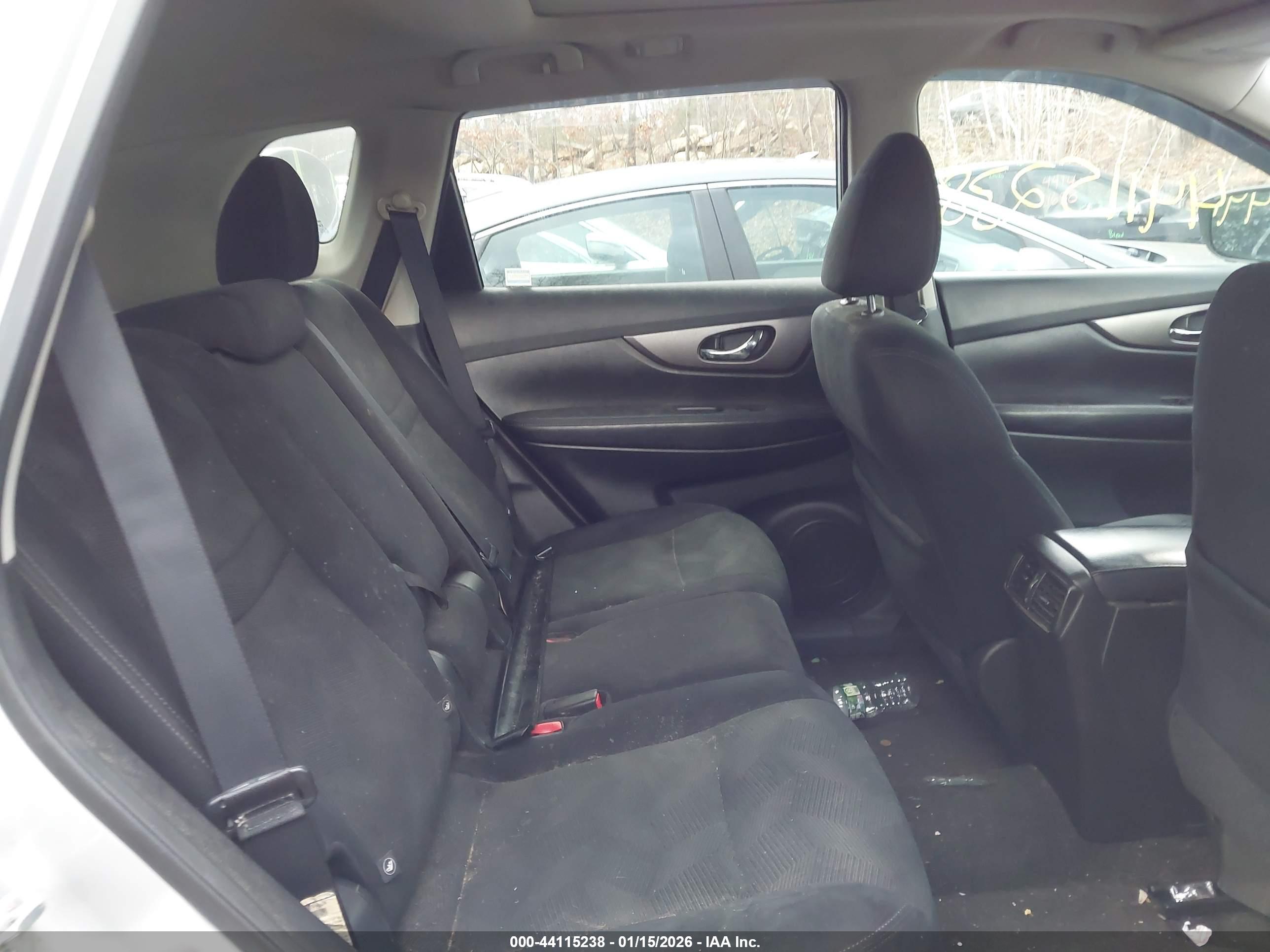 NISSAN ROGUE image 8
