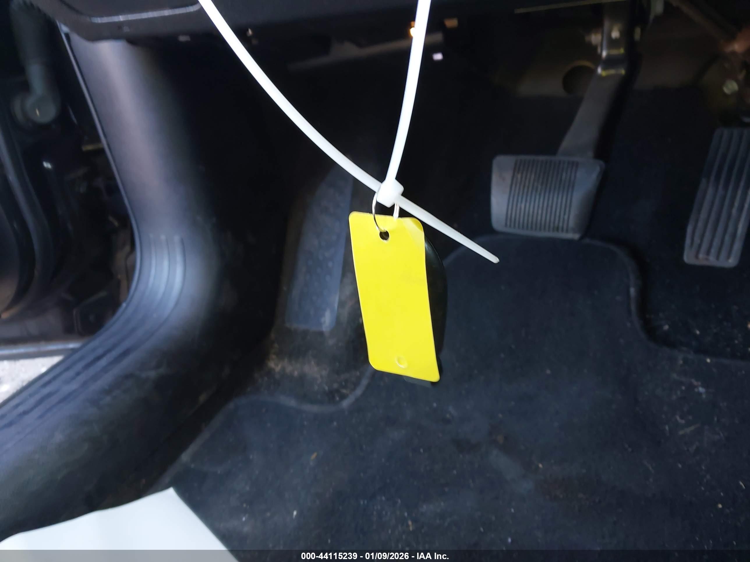 JEEP CHEROKEE image 11