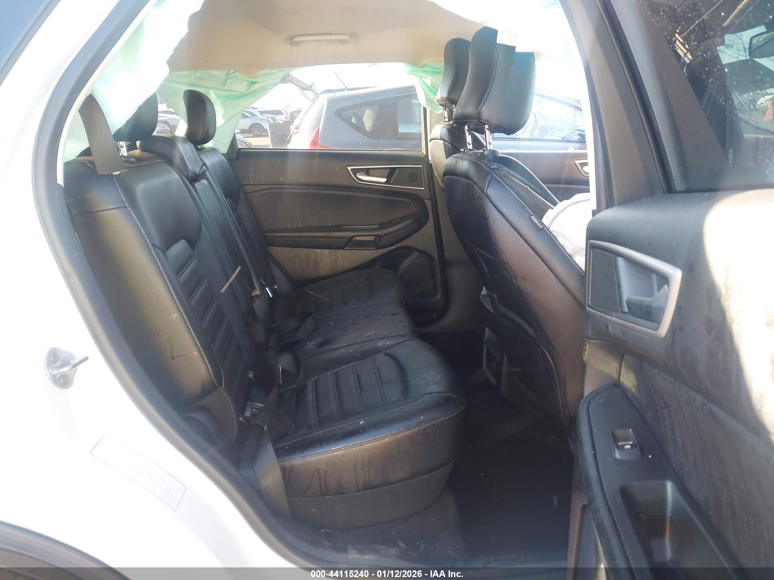 FORD EDGE image 8