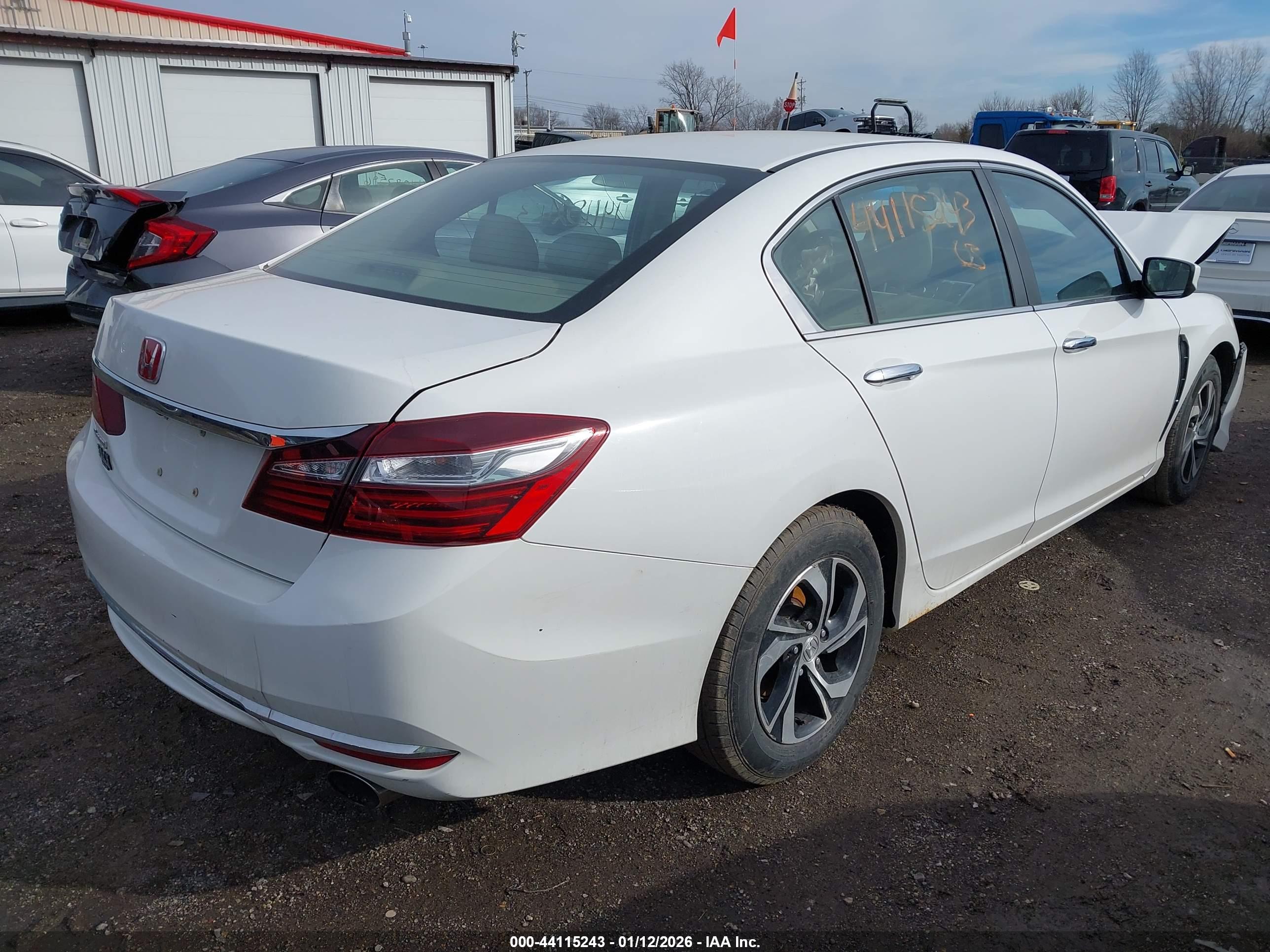 HONDA ACCORD image 4