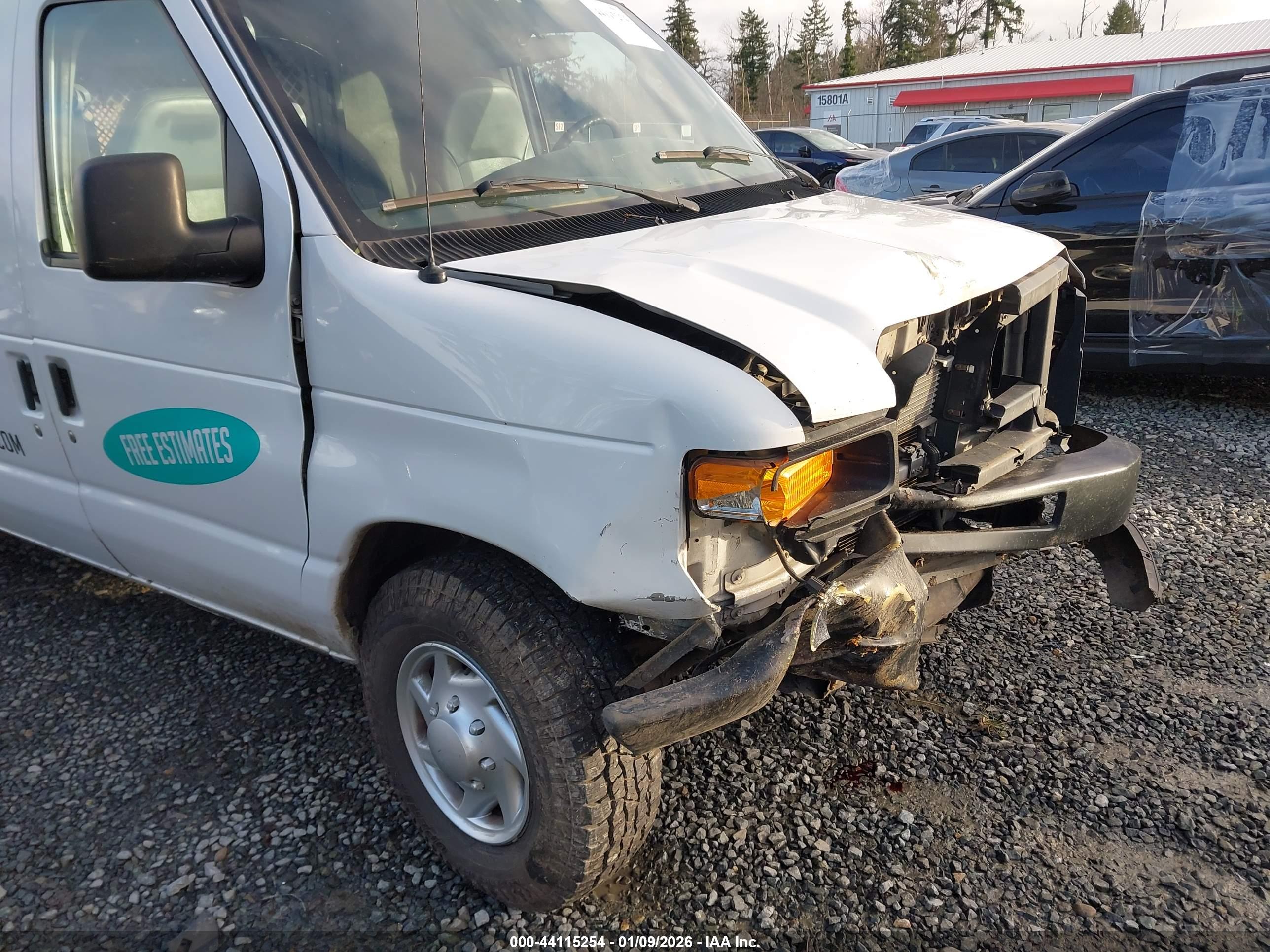 FORD E-250 image 6