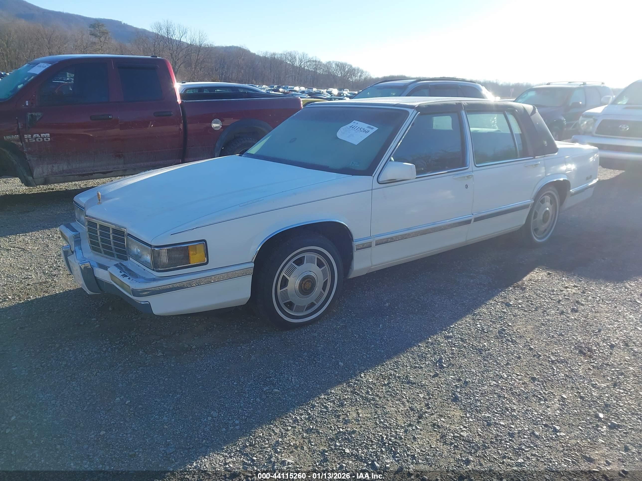 CADILLAC DEVILLE image 2