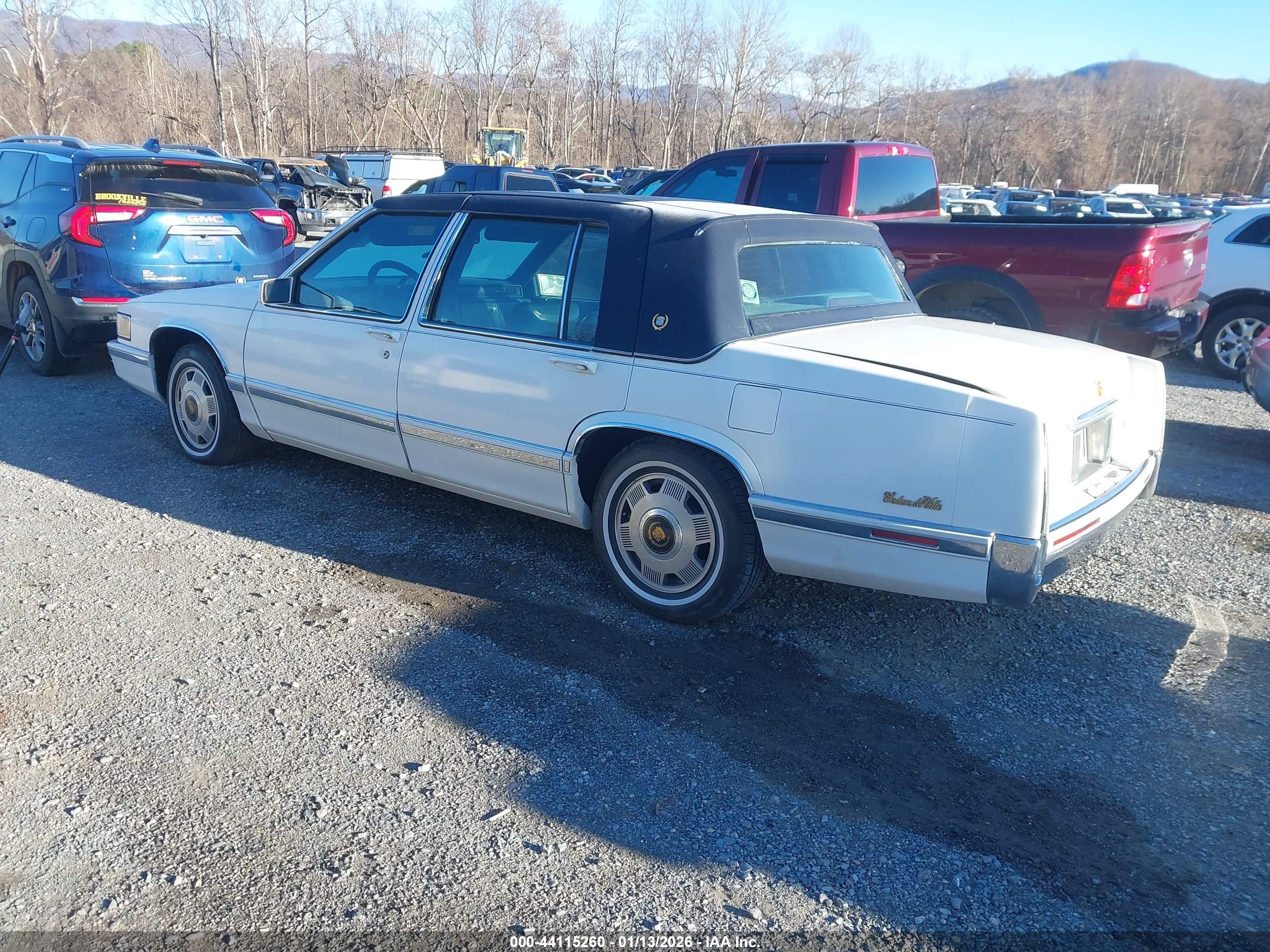 CADILLAC DEVILLE image 3