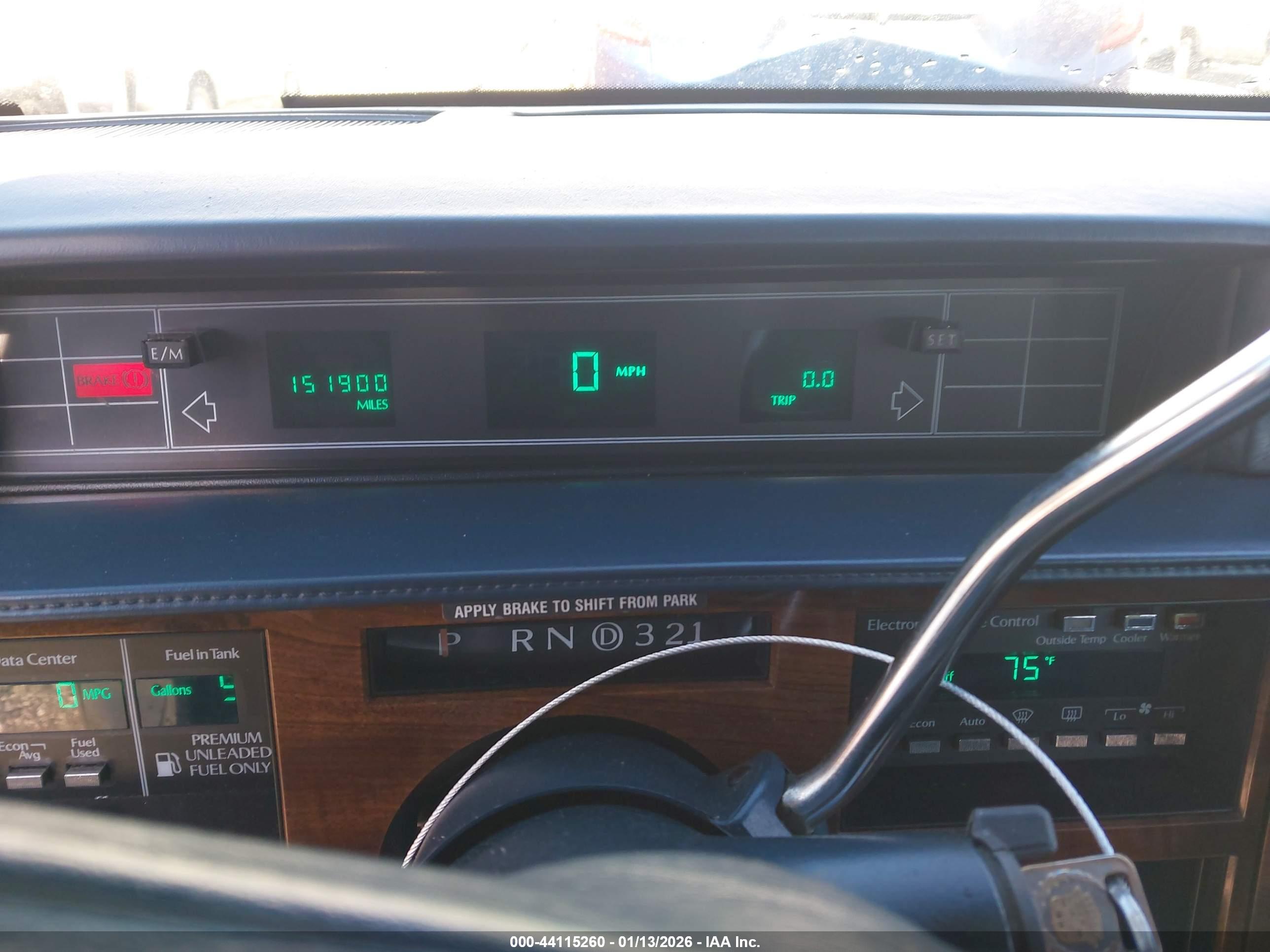 CADILLAC DEVILLE image 7