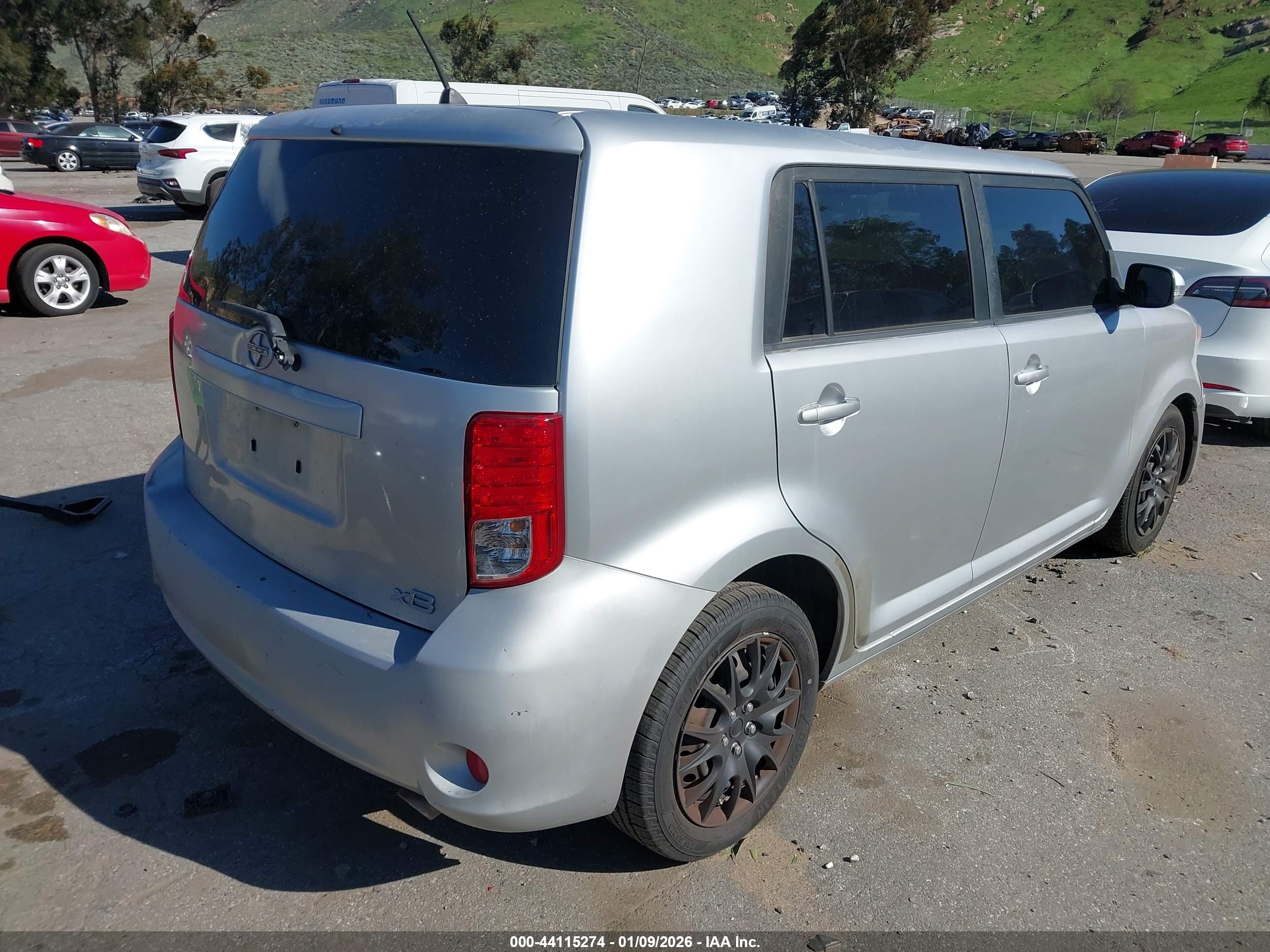 SCION XB image 4