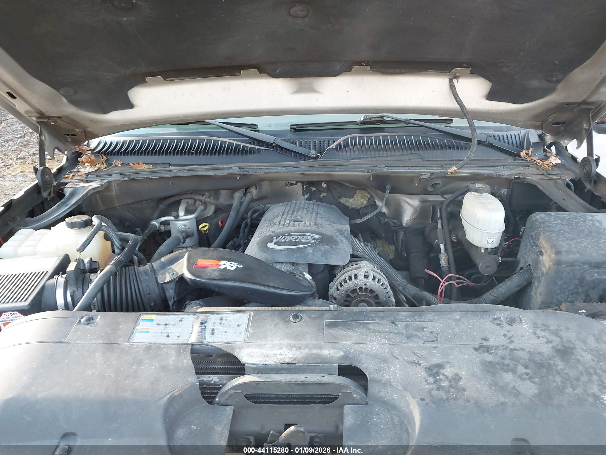 CHEVROLET SILVERADO image 10