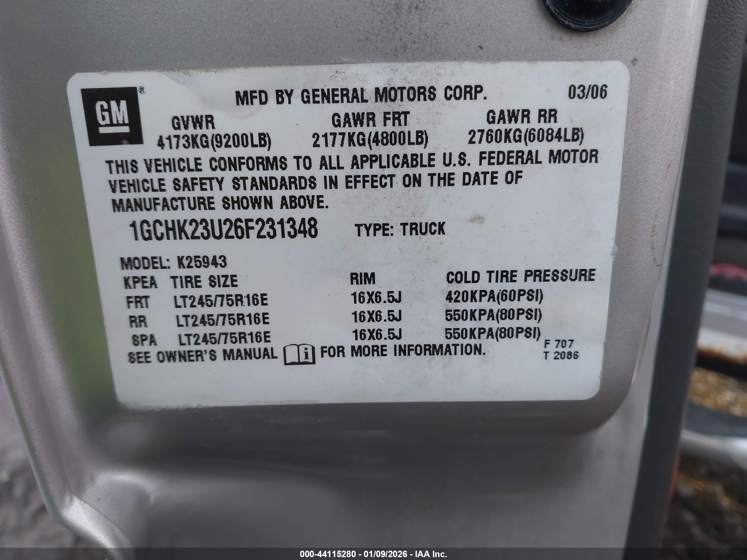 CHEVROLET SILVERADO image 9