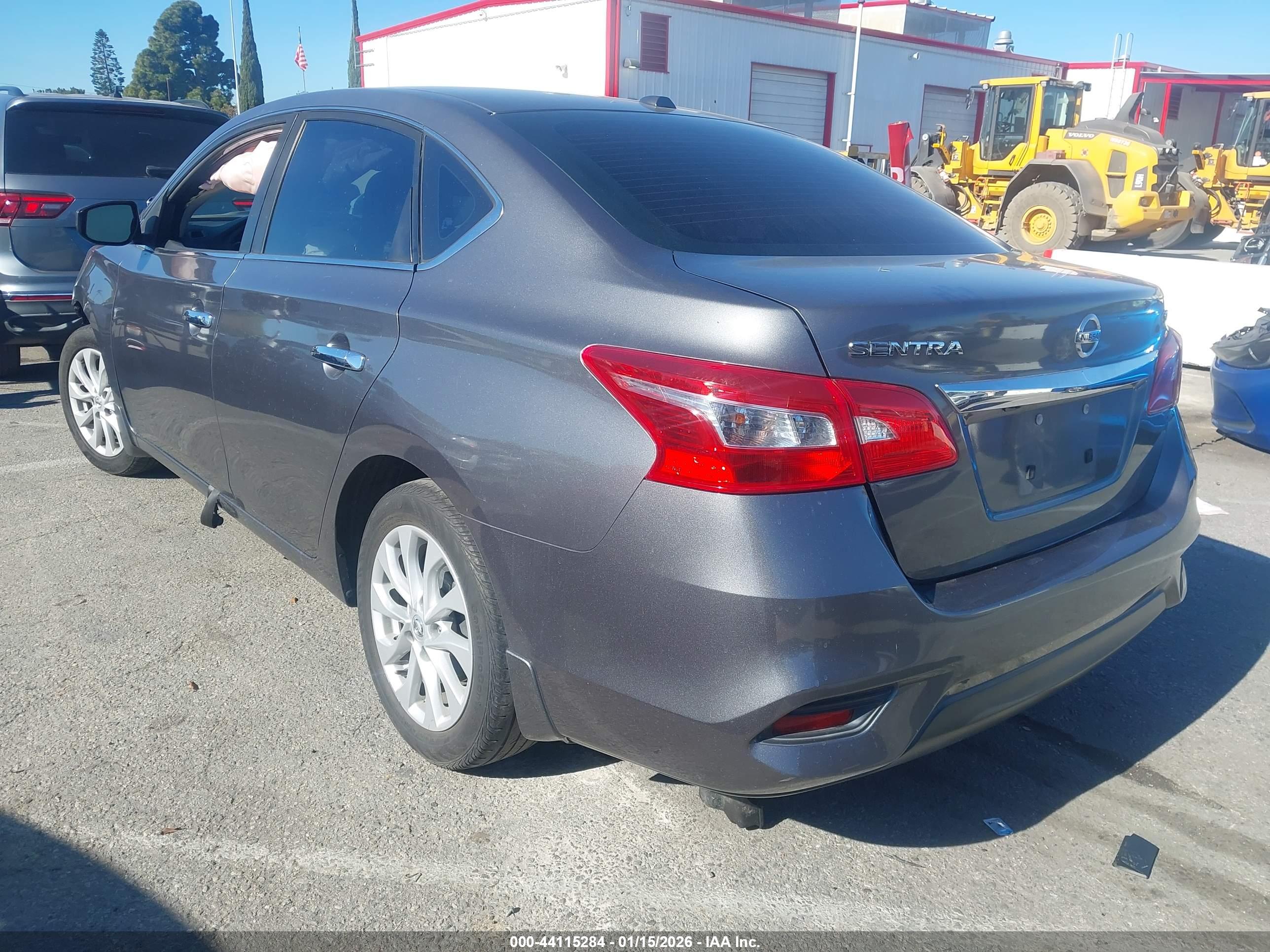 NISSAN SENTRA image 3
