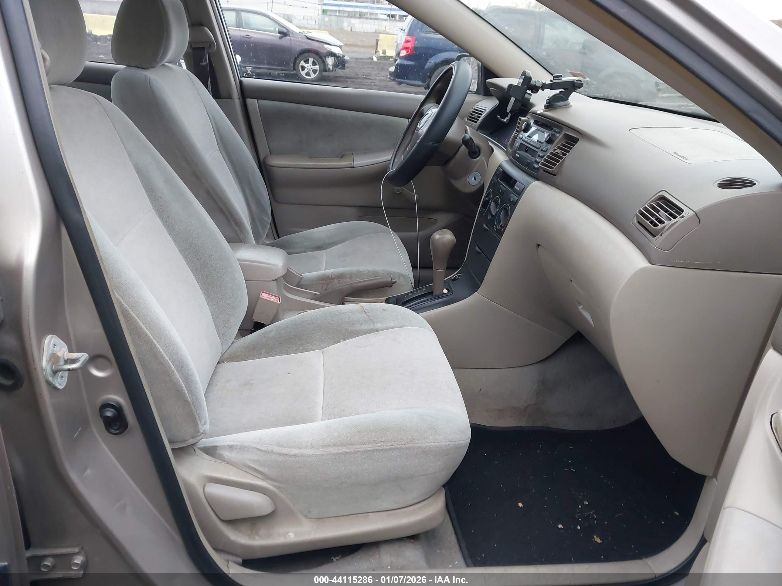 TOYOTA COROLLA image 5