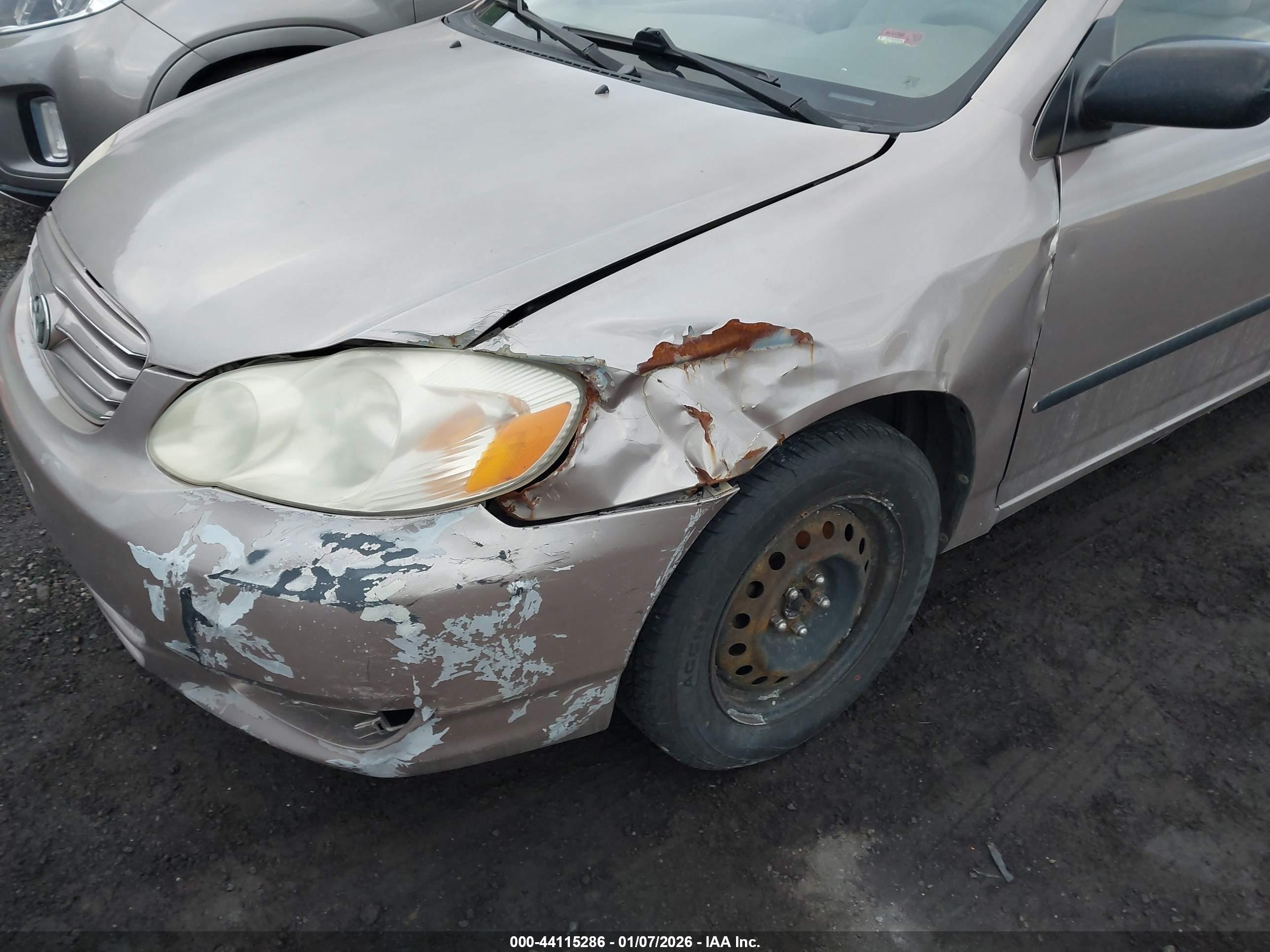 TOYOTA COROLLA image 6