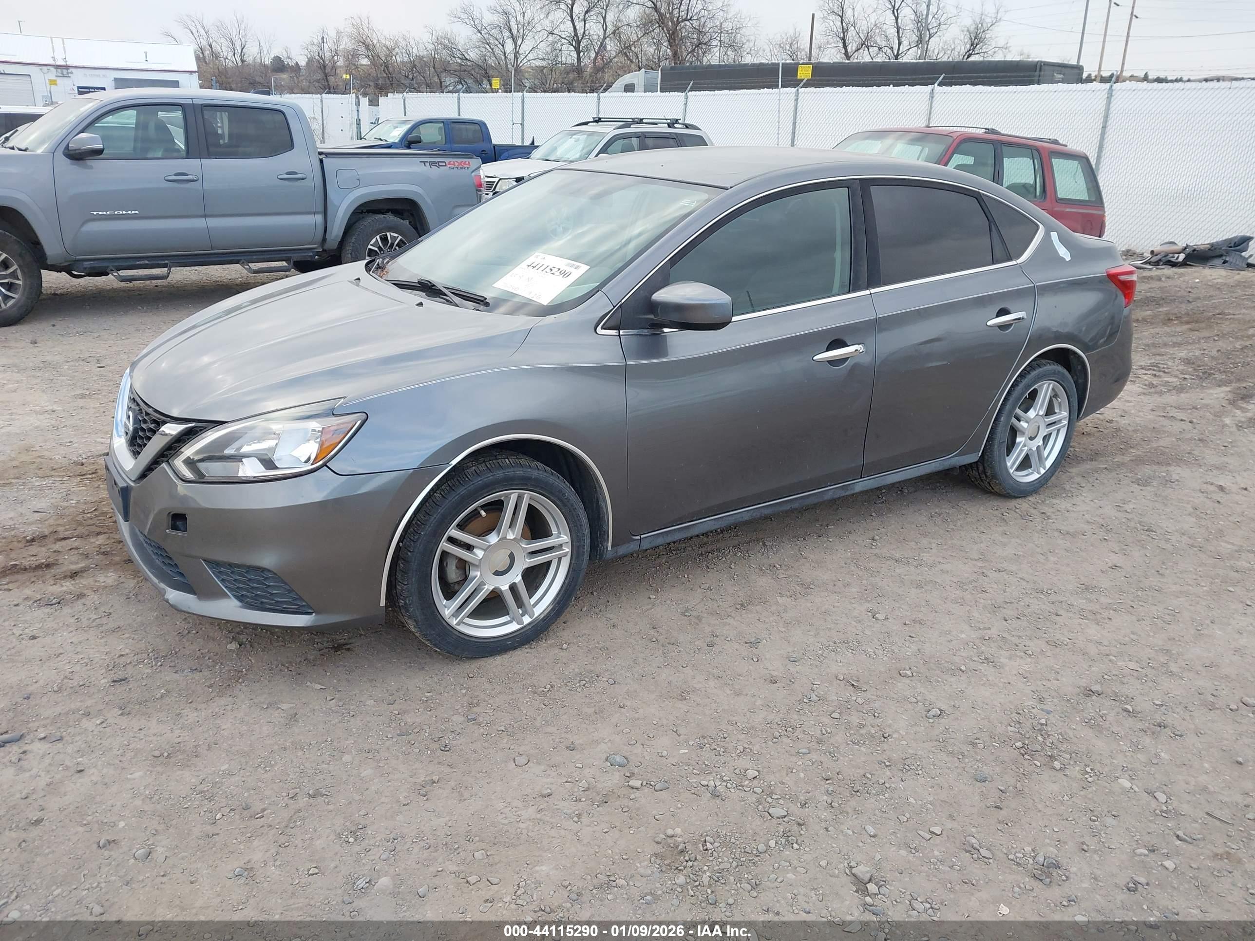 NISSAN SENTRA image 2
