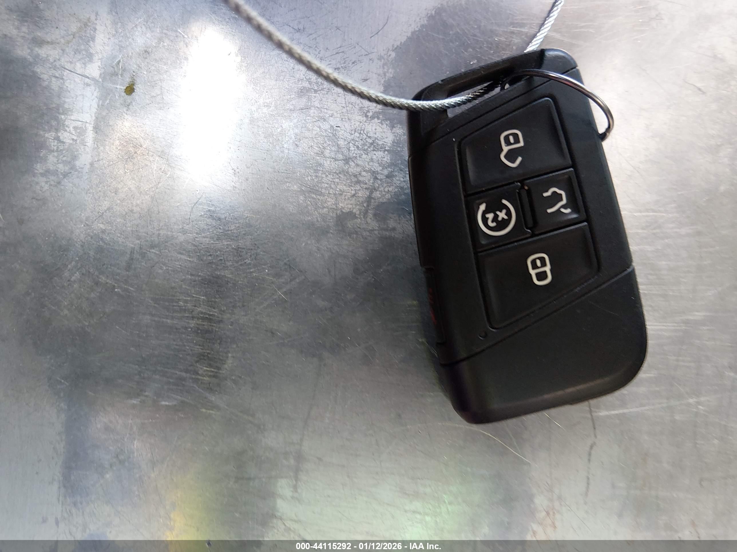 VOLKSWAGEN TIGUAN image 11