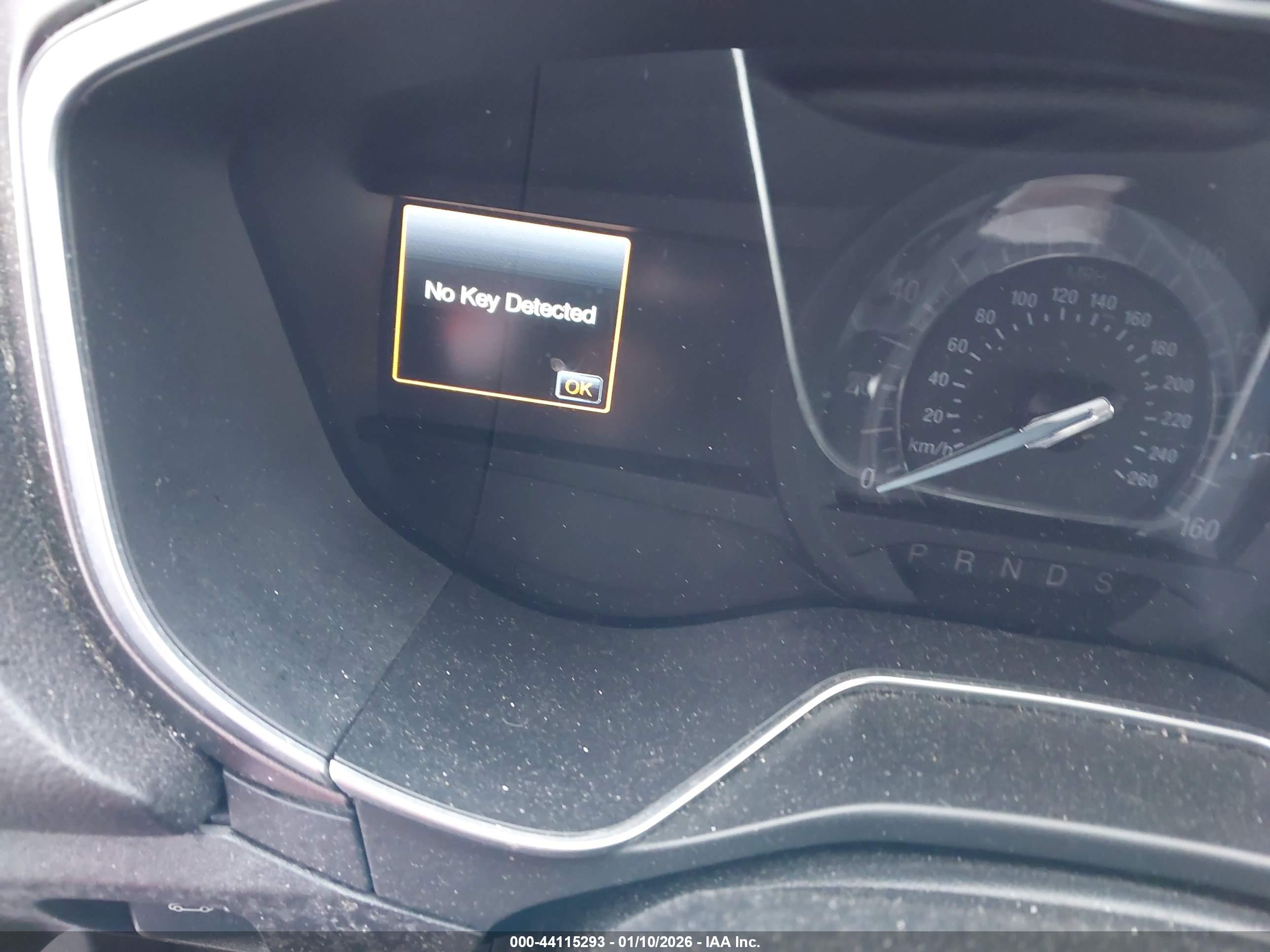 FORD FUSION image 7