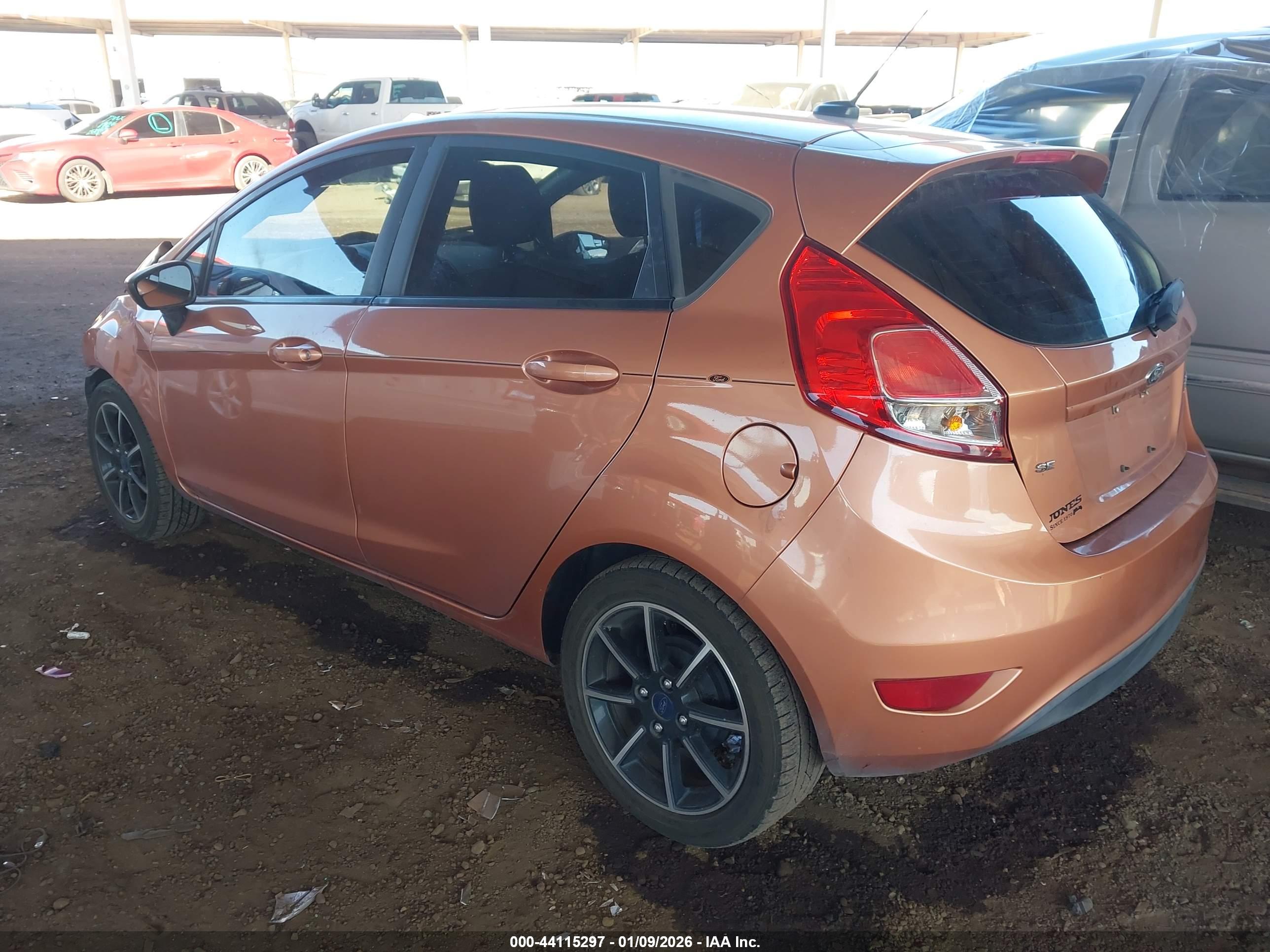FORD FIESTA image 3