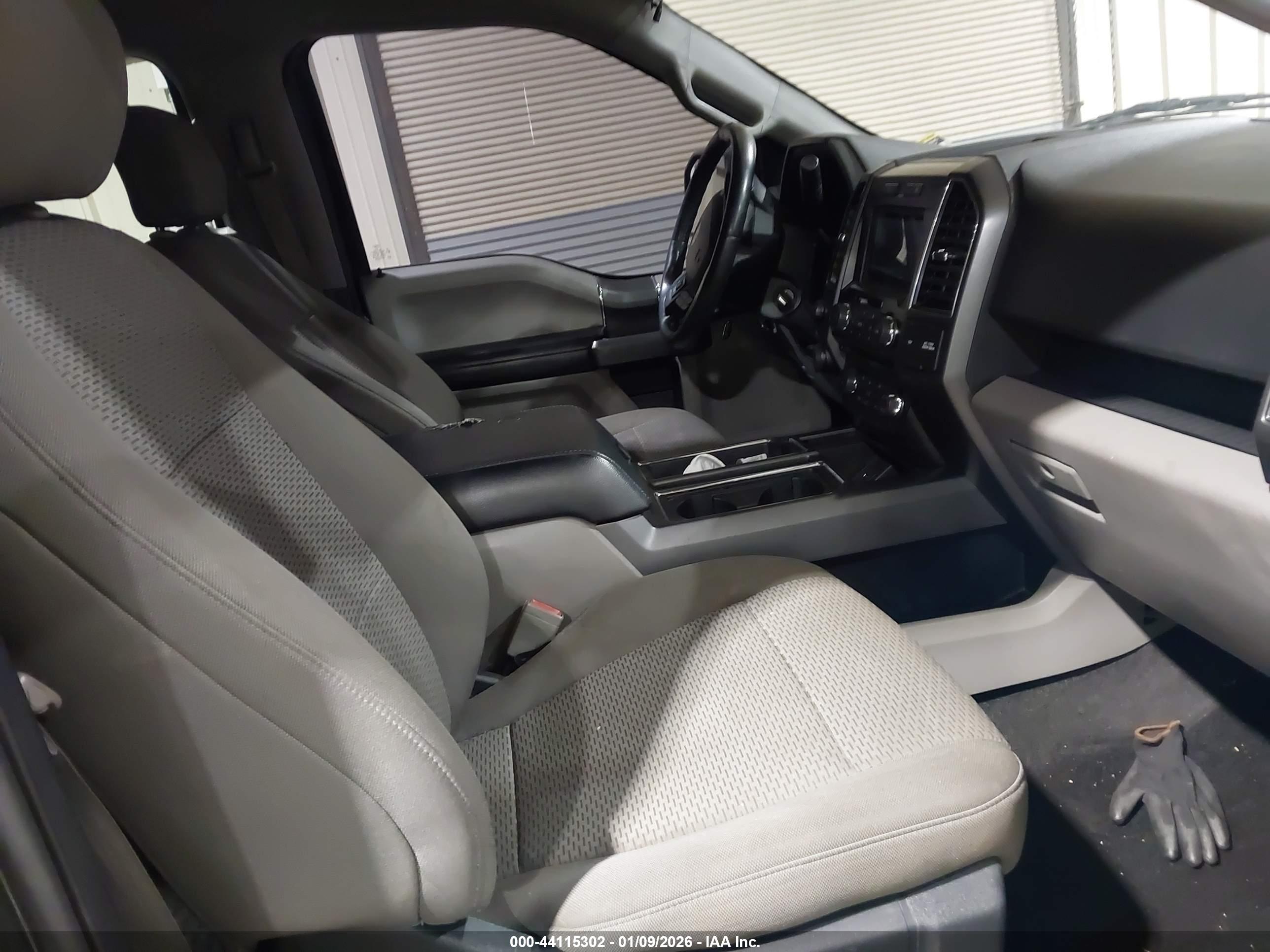 FORD F-150 image 5