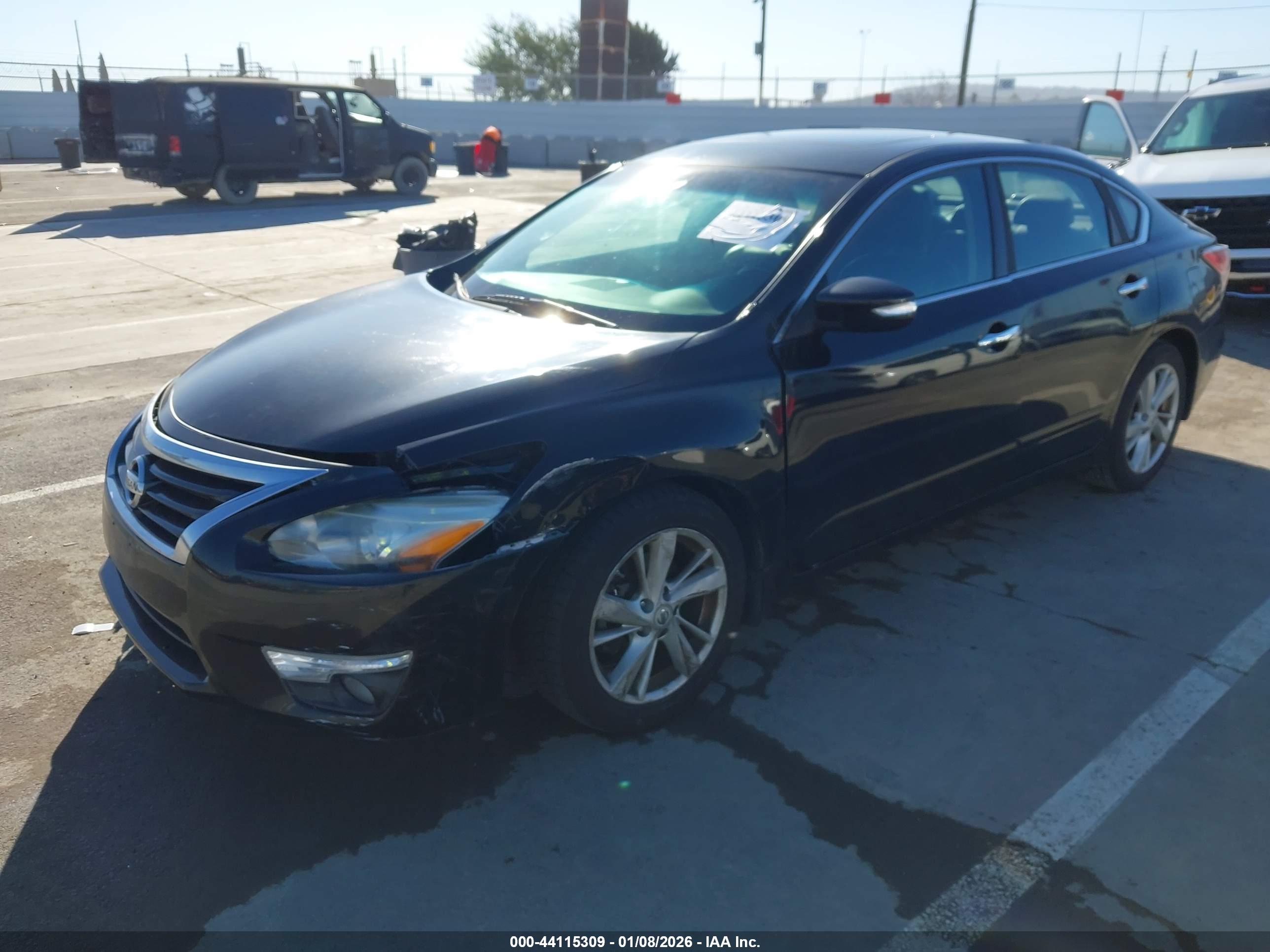 NISSAN ALTIMA image 2