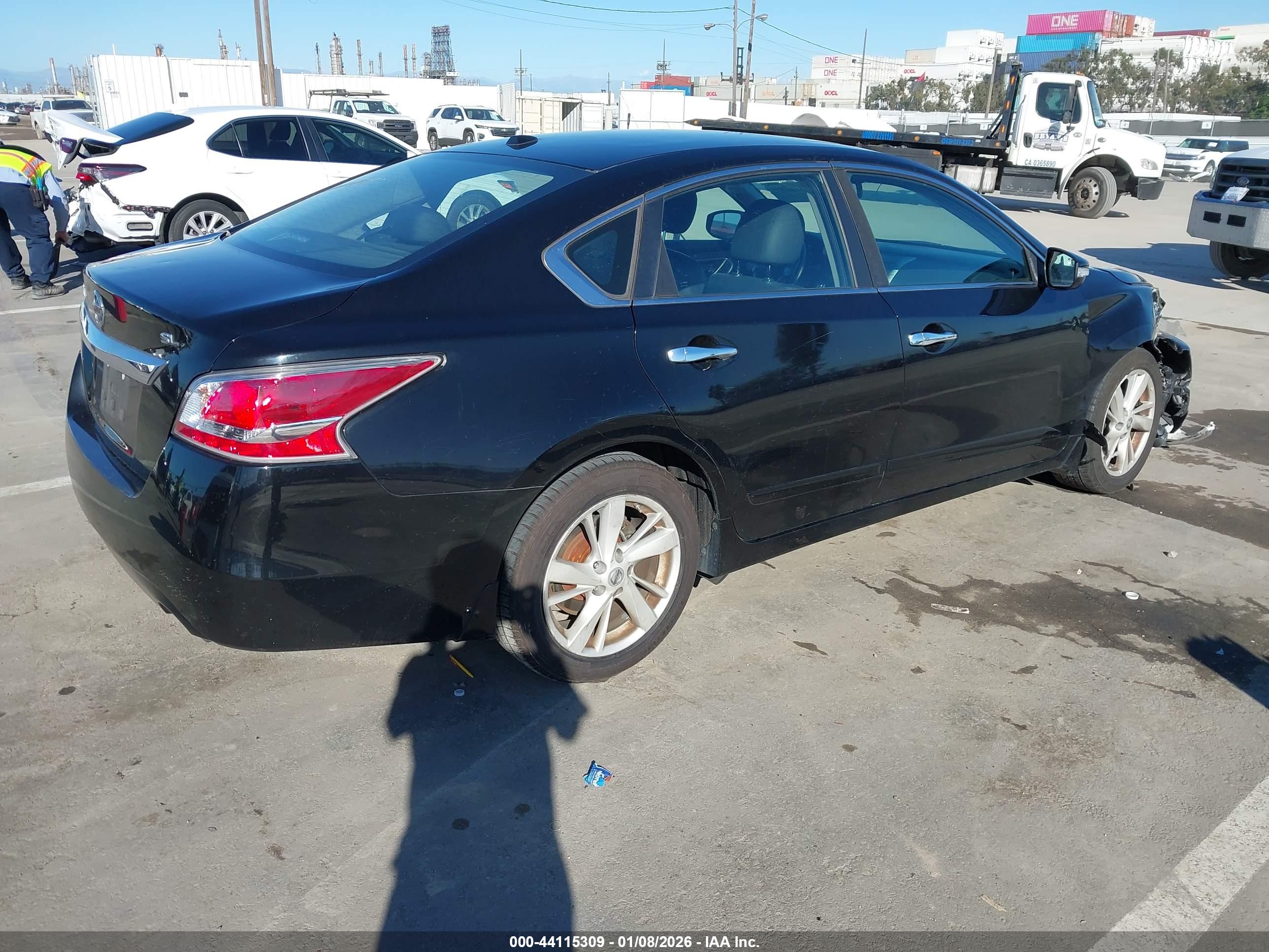 NISSAN ALTIMA image 4