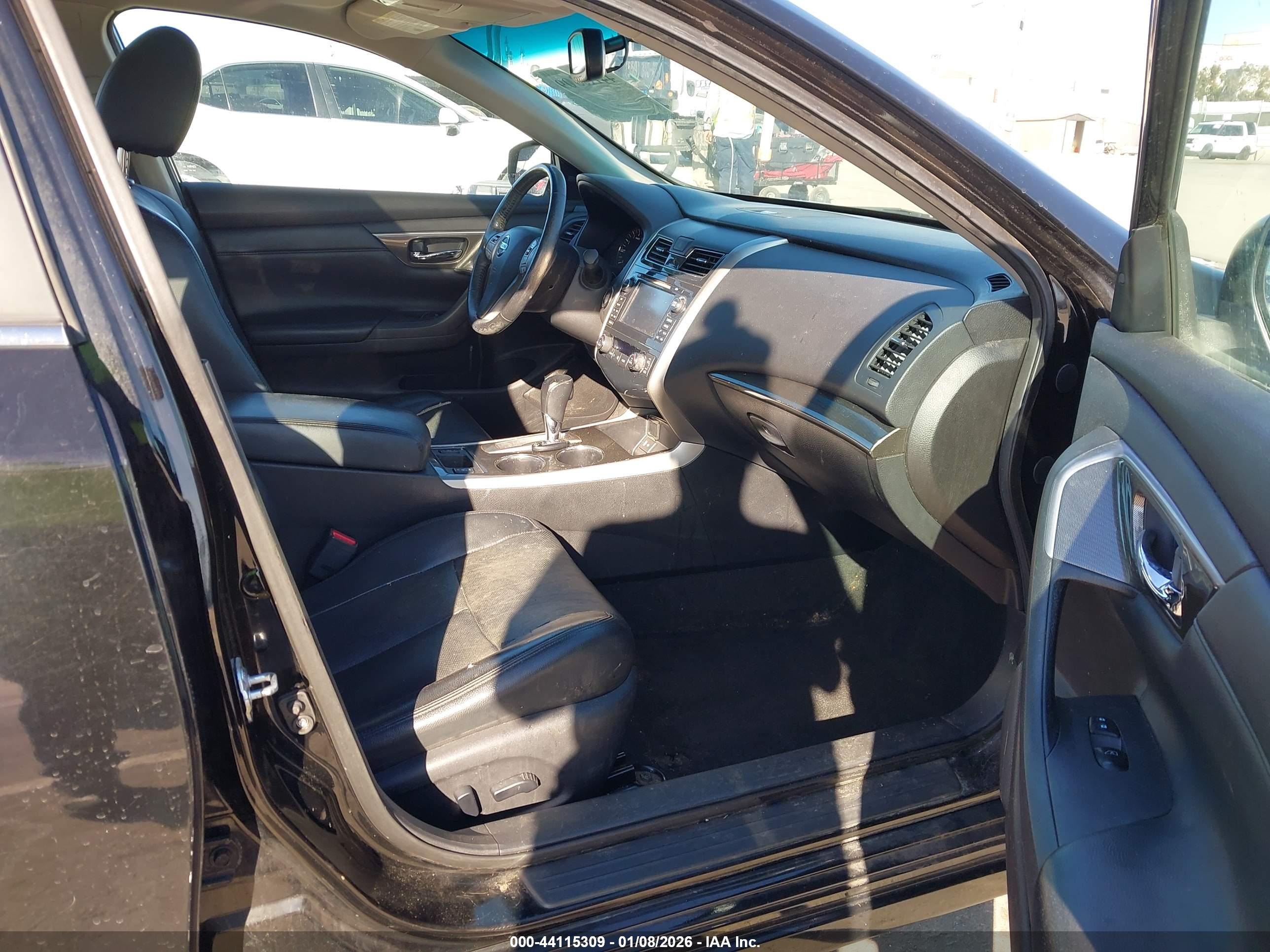 NISSAN ALTIMA image 5