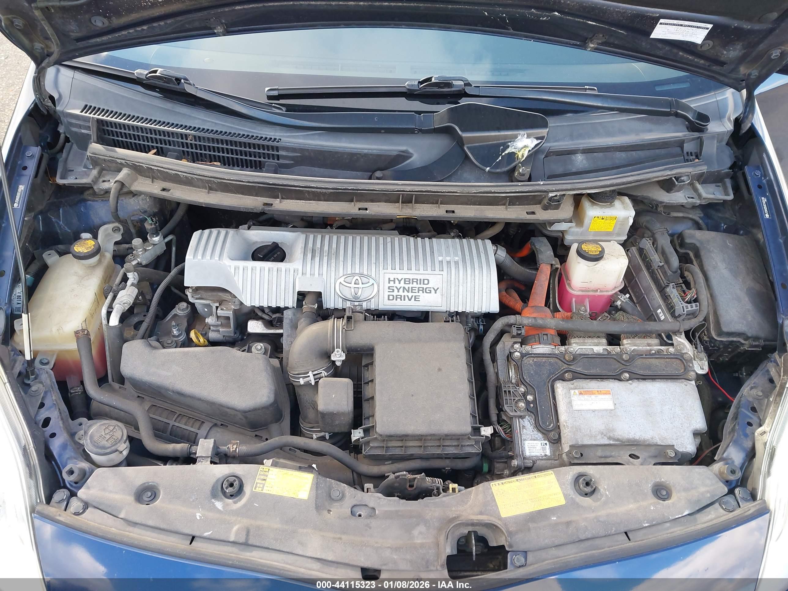 TOYOTA PRIUS image 10