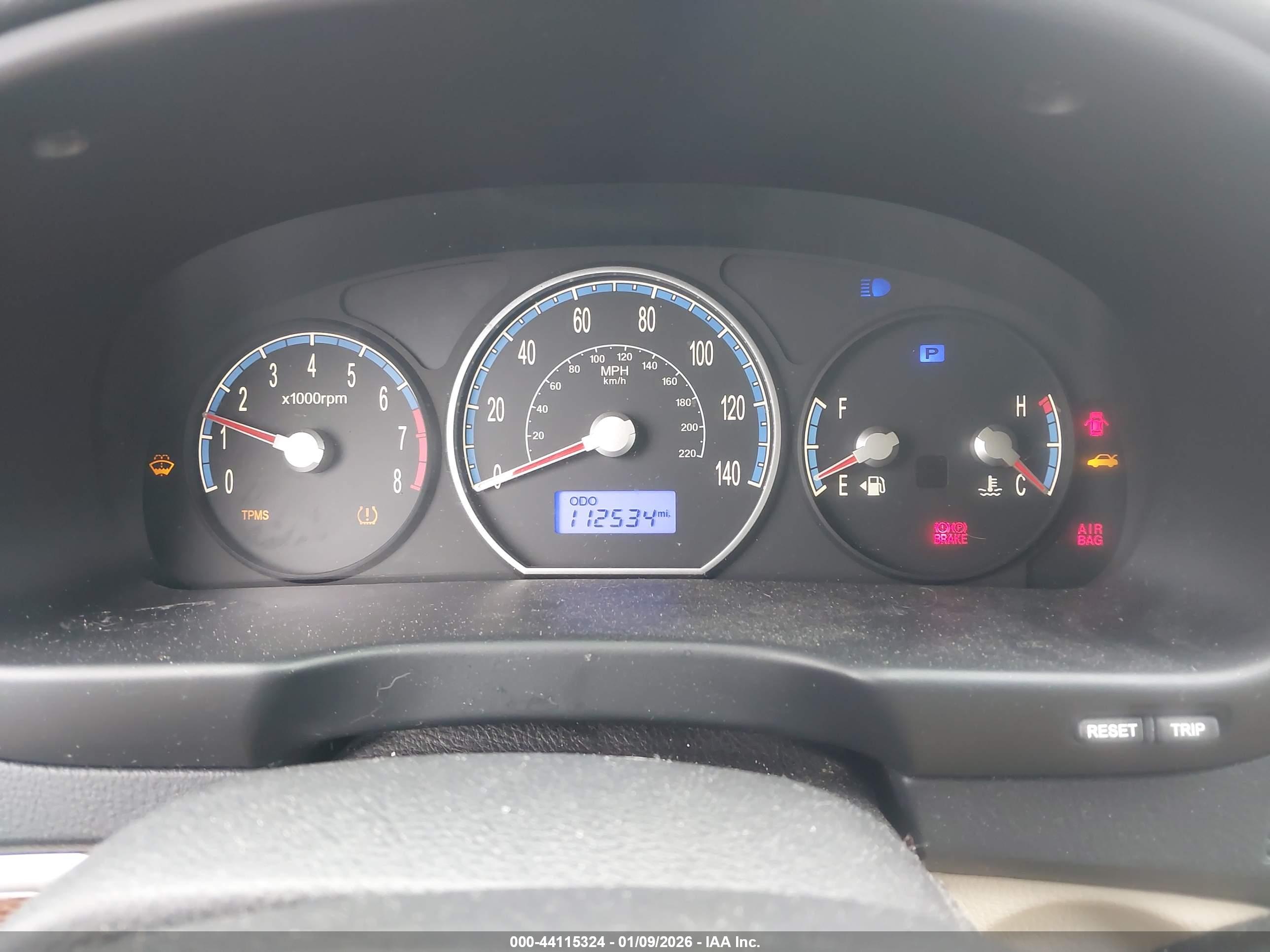 HYUNDAI SANTA image 7