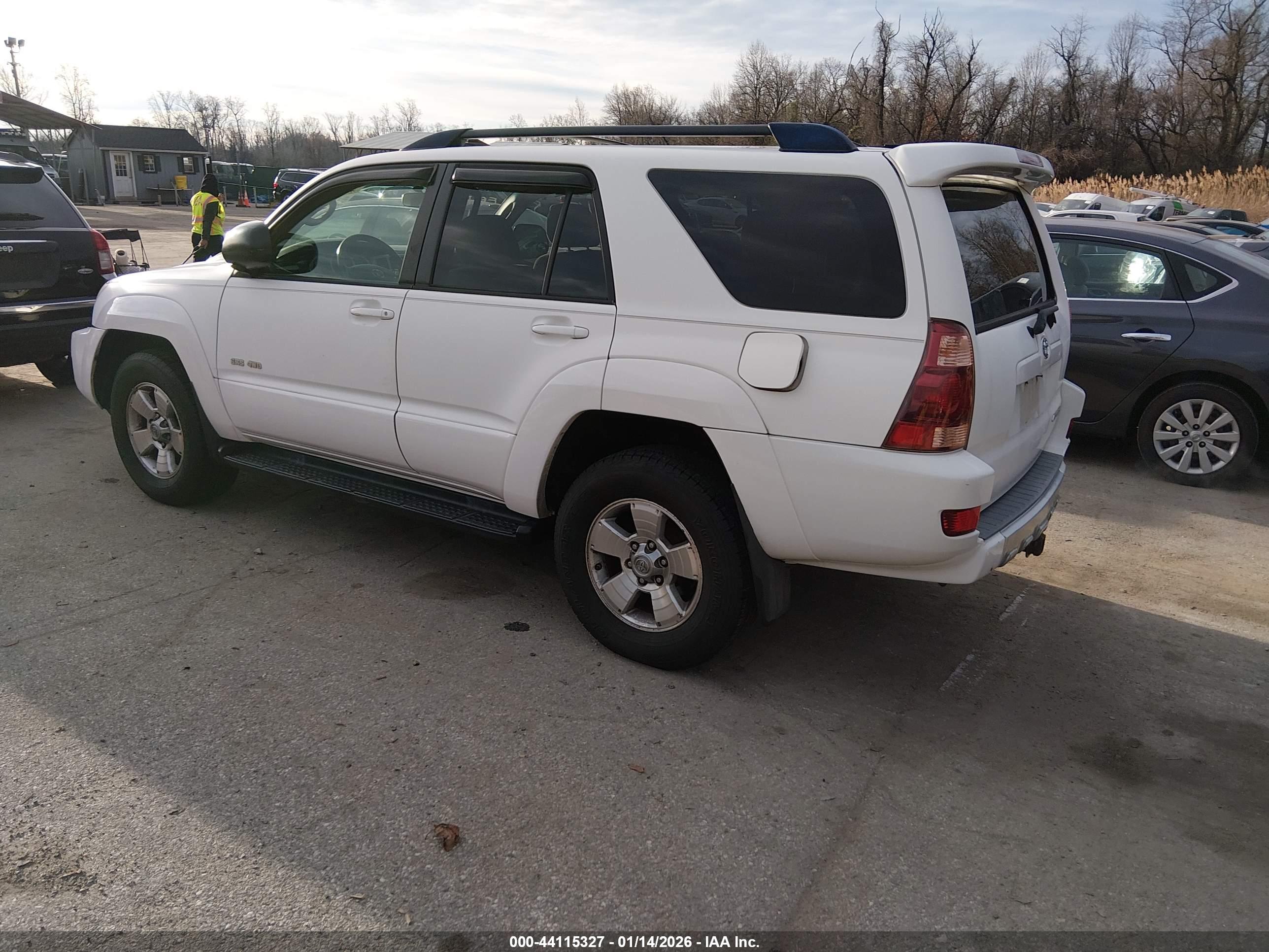TOYOTA 4RUNNER image 3