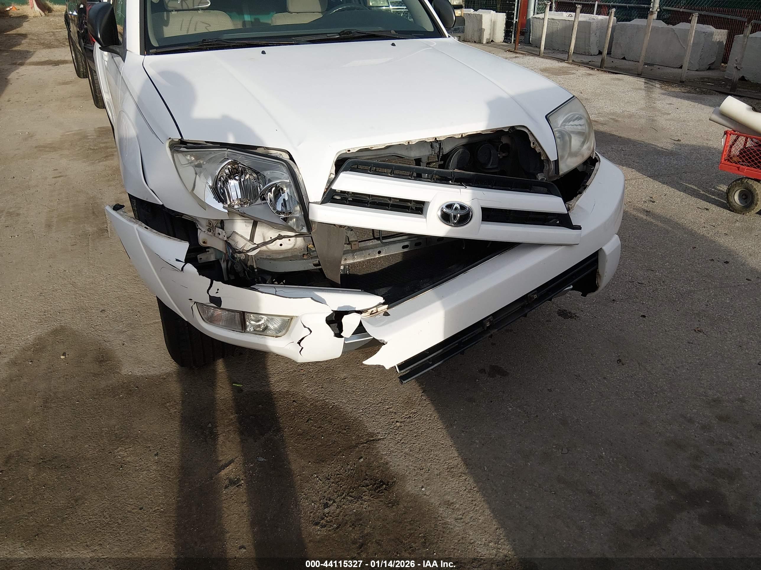 TOYOTA 4RUNNER image 6