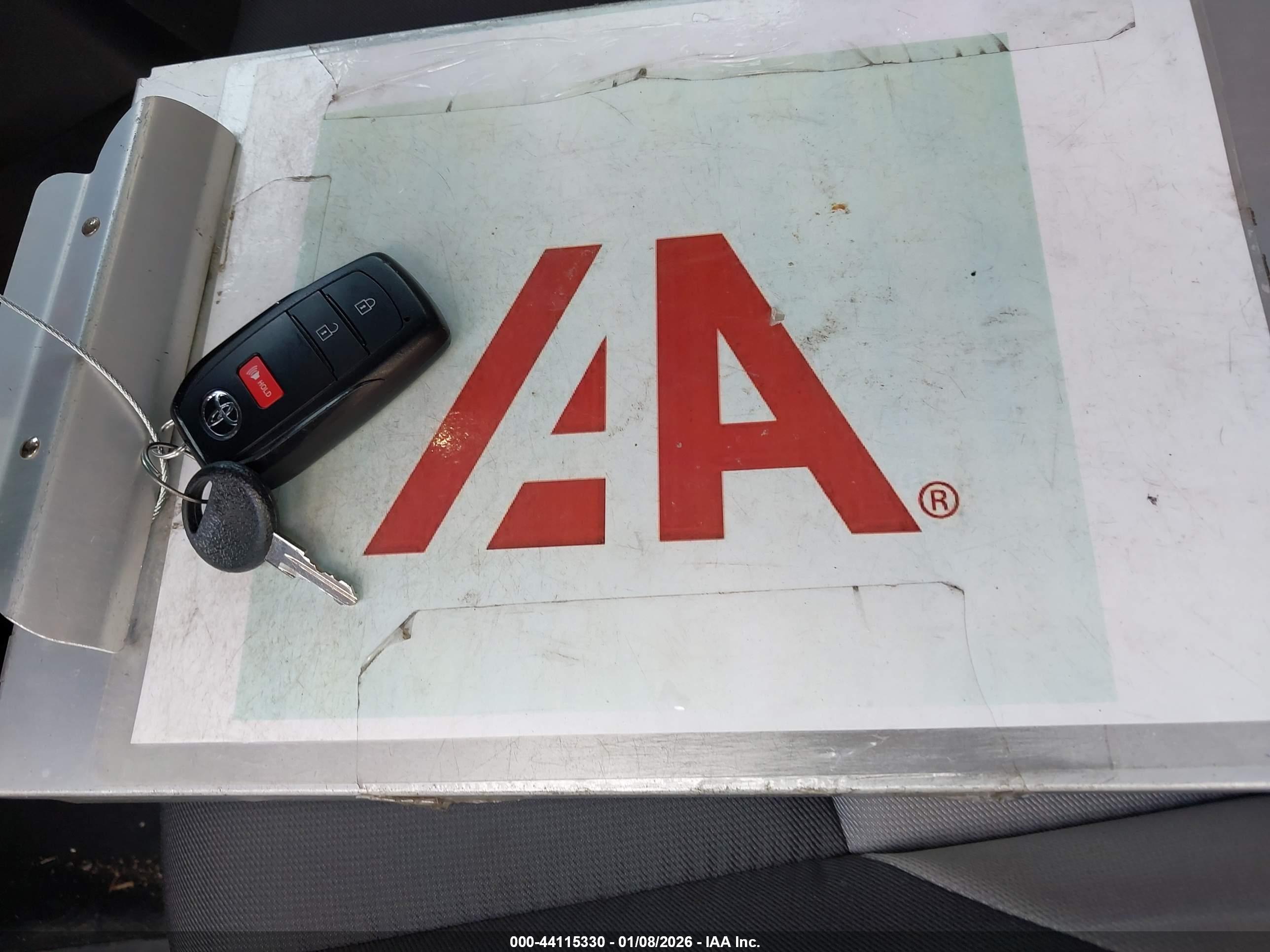TOYOTA TACOMA image 11