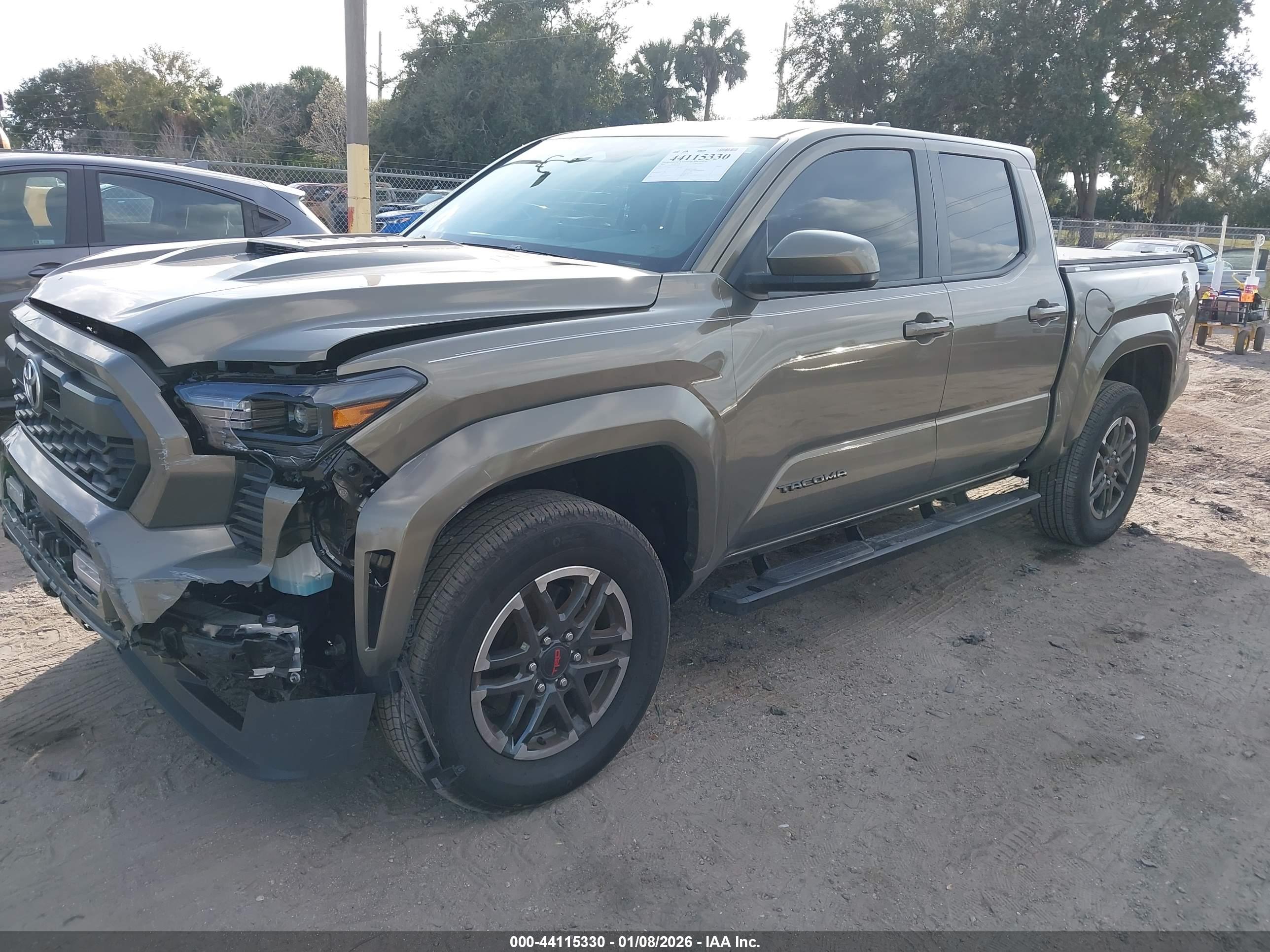 TOYOTA TACOMA image 2