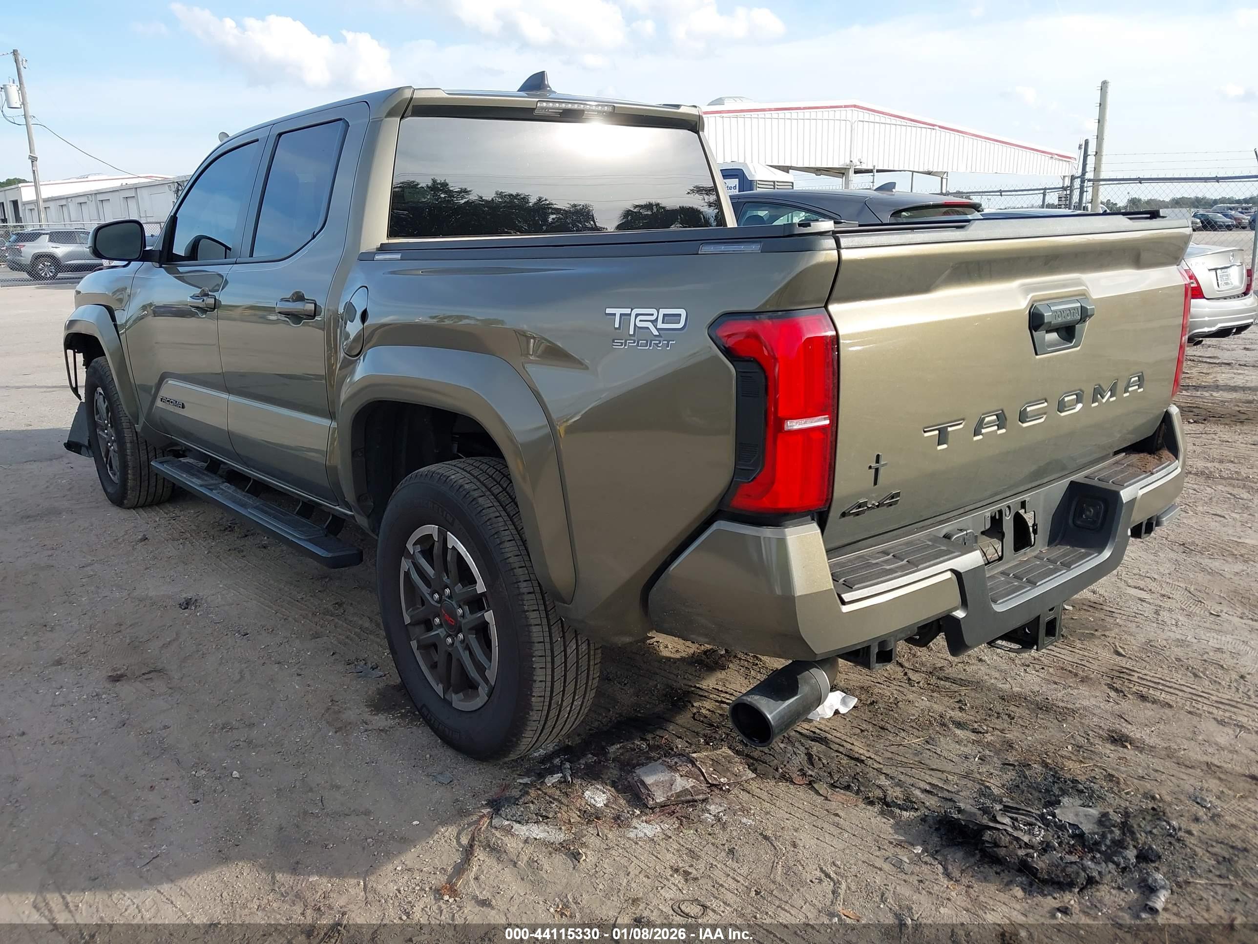 TOYOTA TACOMA image 3