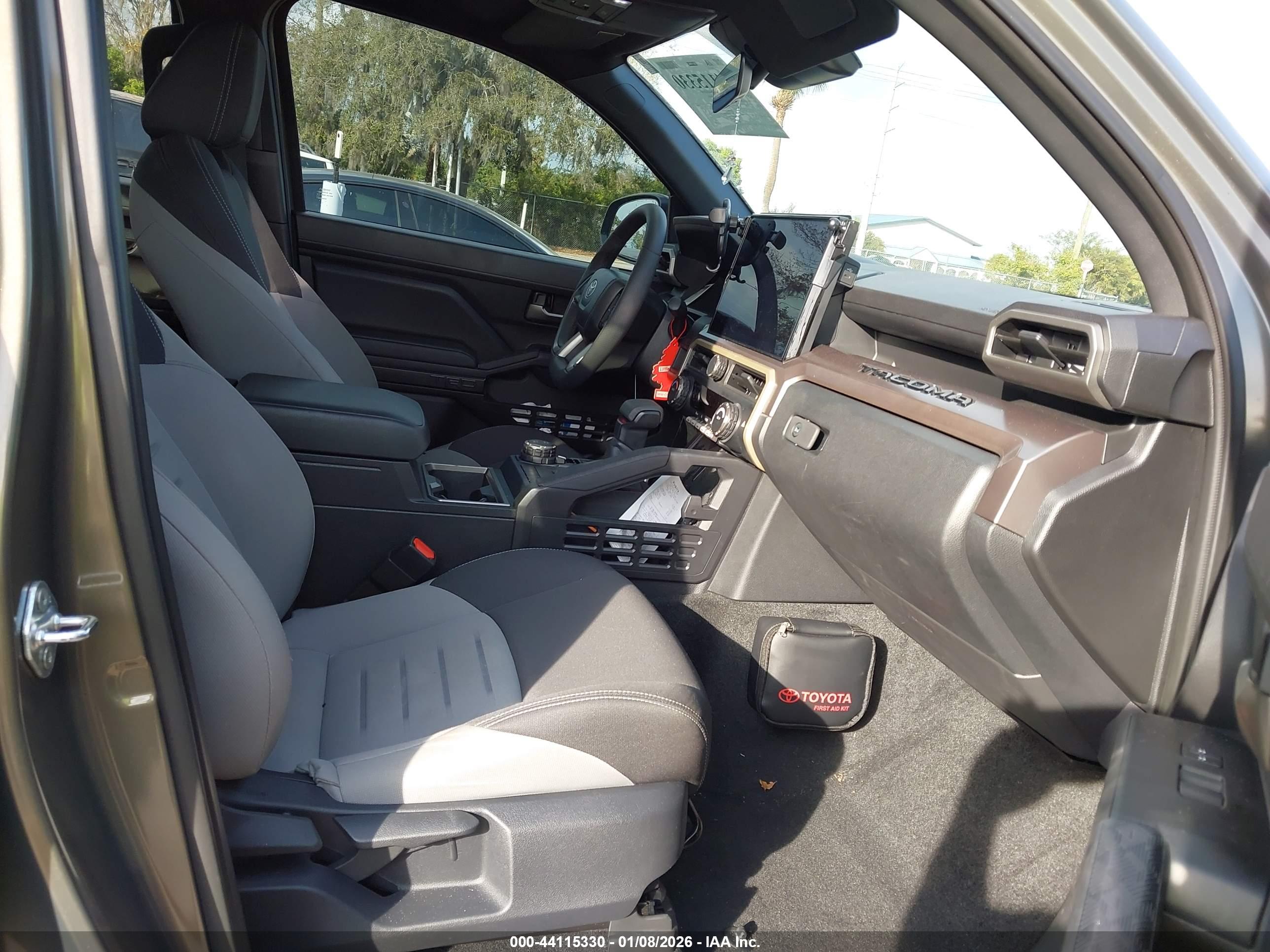 TOYOTA TACOMA image 5