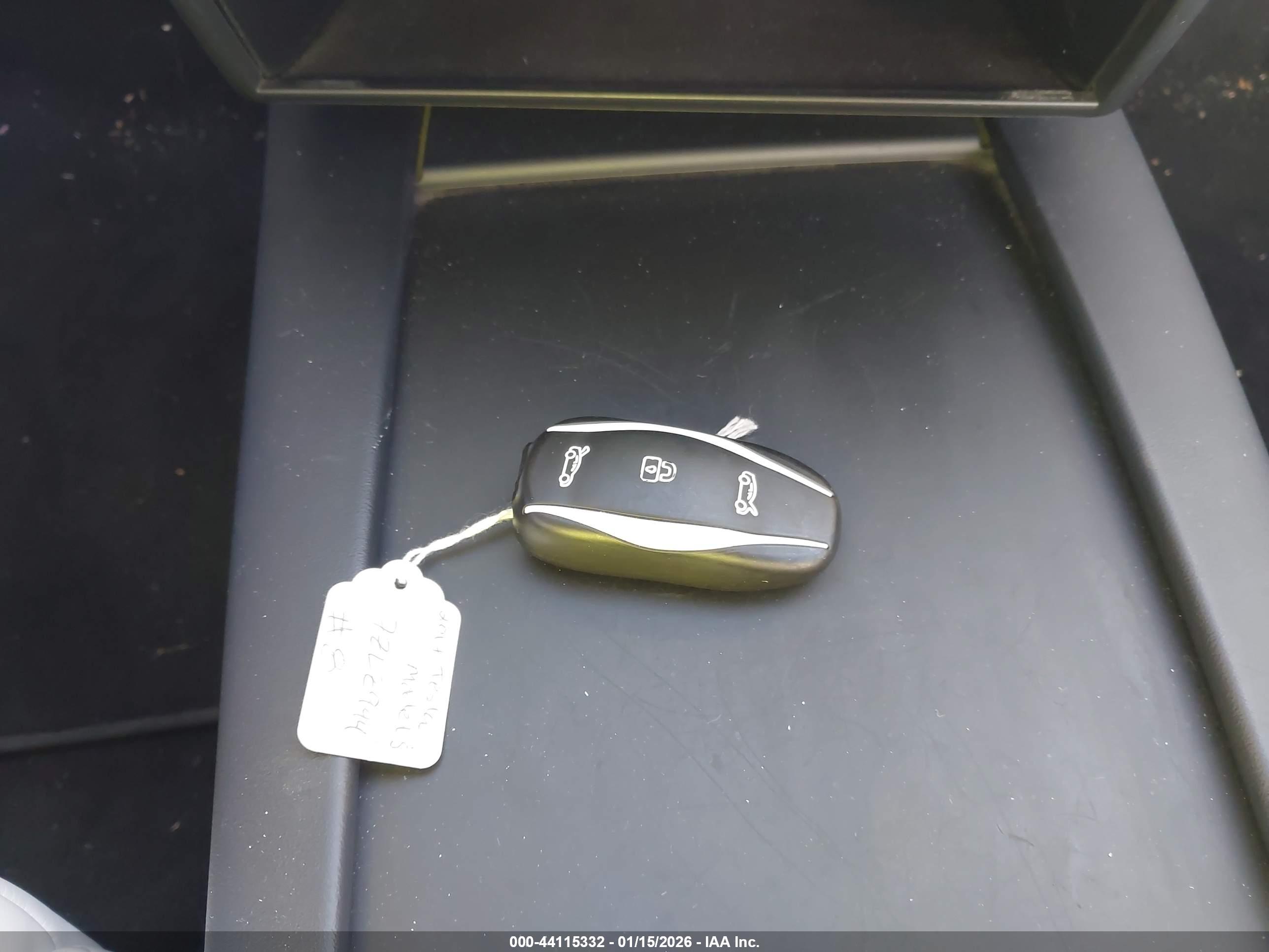 TESLA MODEL image 11