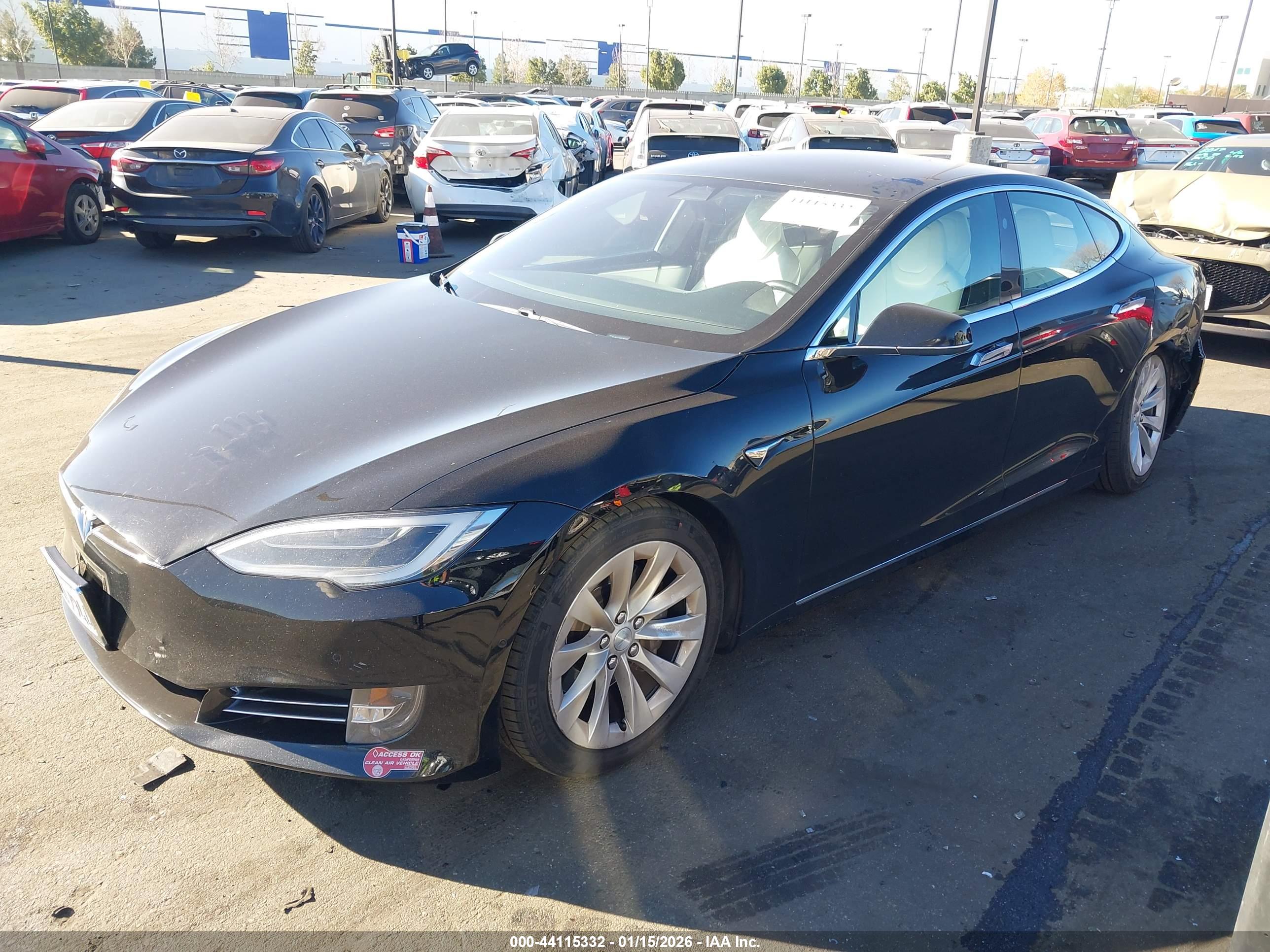 TESLA MODEL image 2