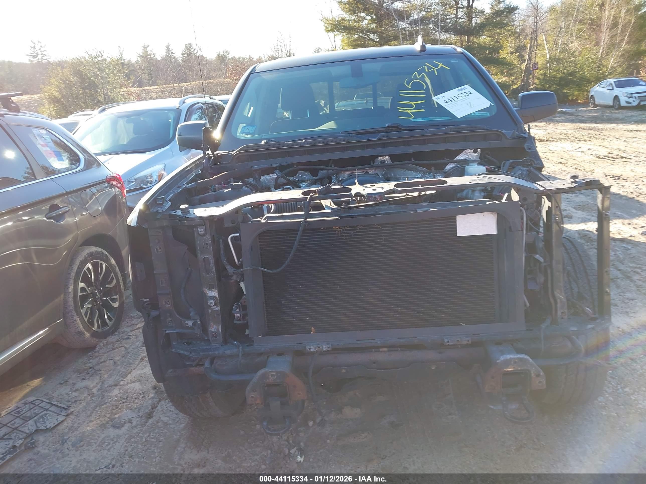 CHEVROLET SILVERADO image 6