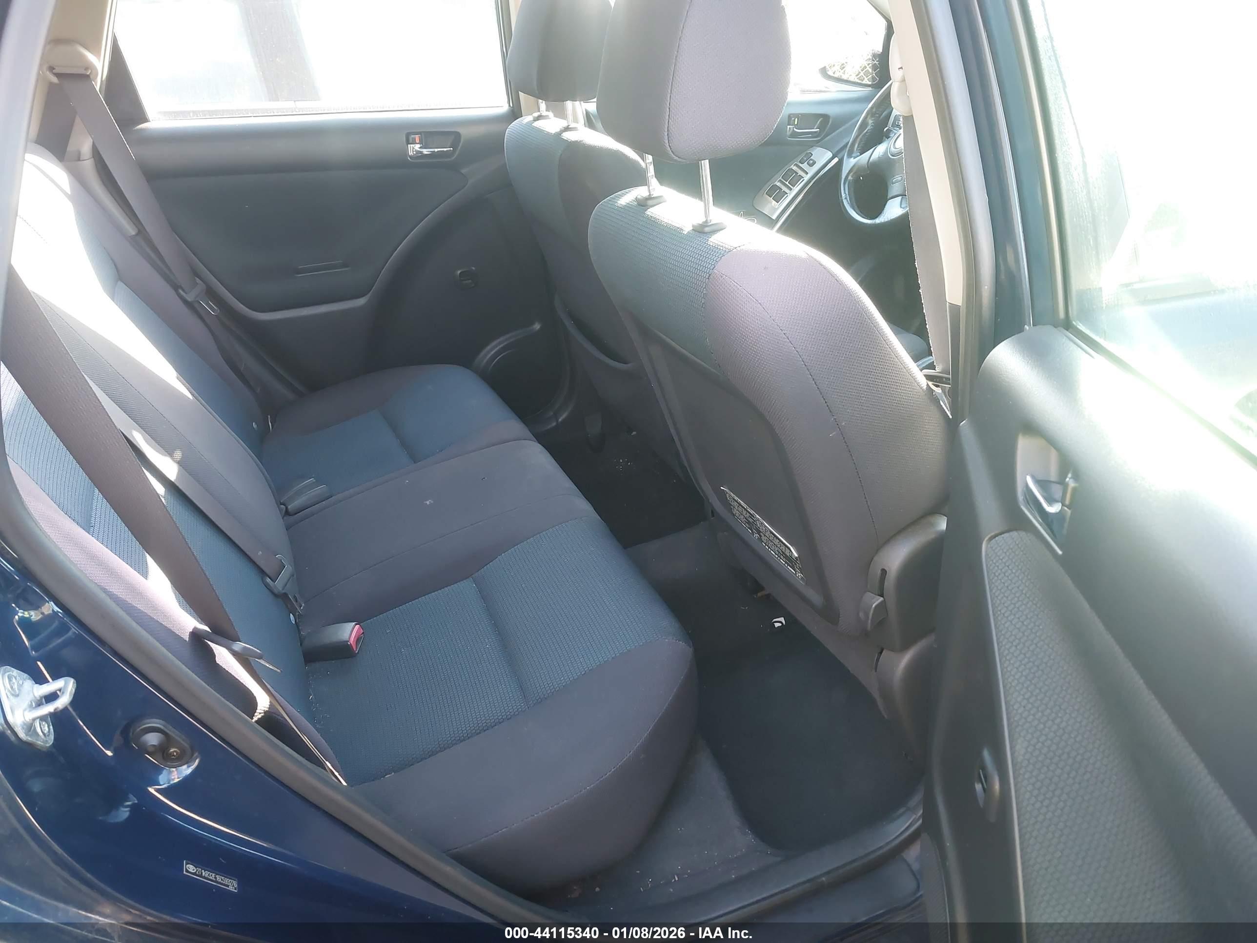 TOYOTA MATRIX image 8