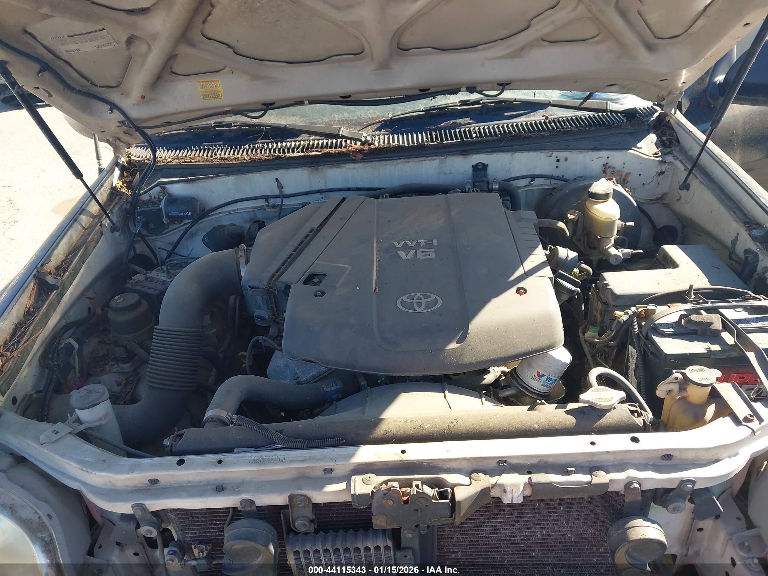 TOYOTA TUNDRA image 10