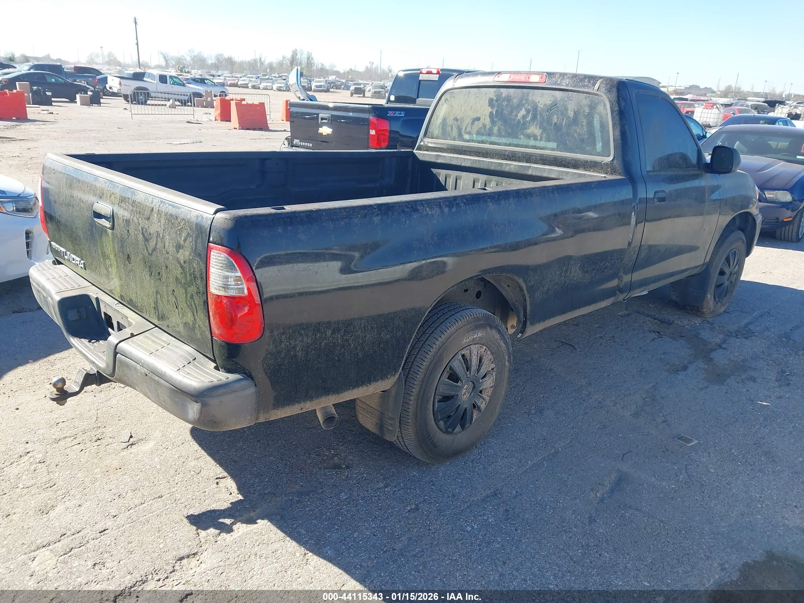 TOYOTA TUNDRA image 4