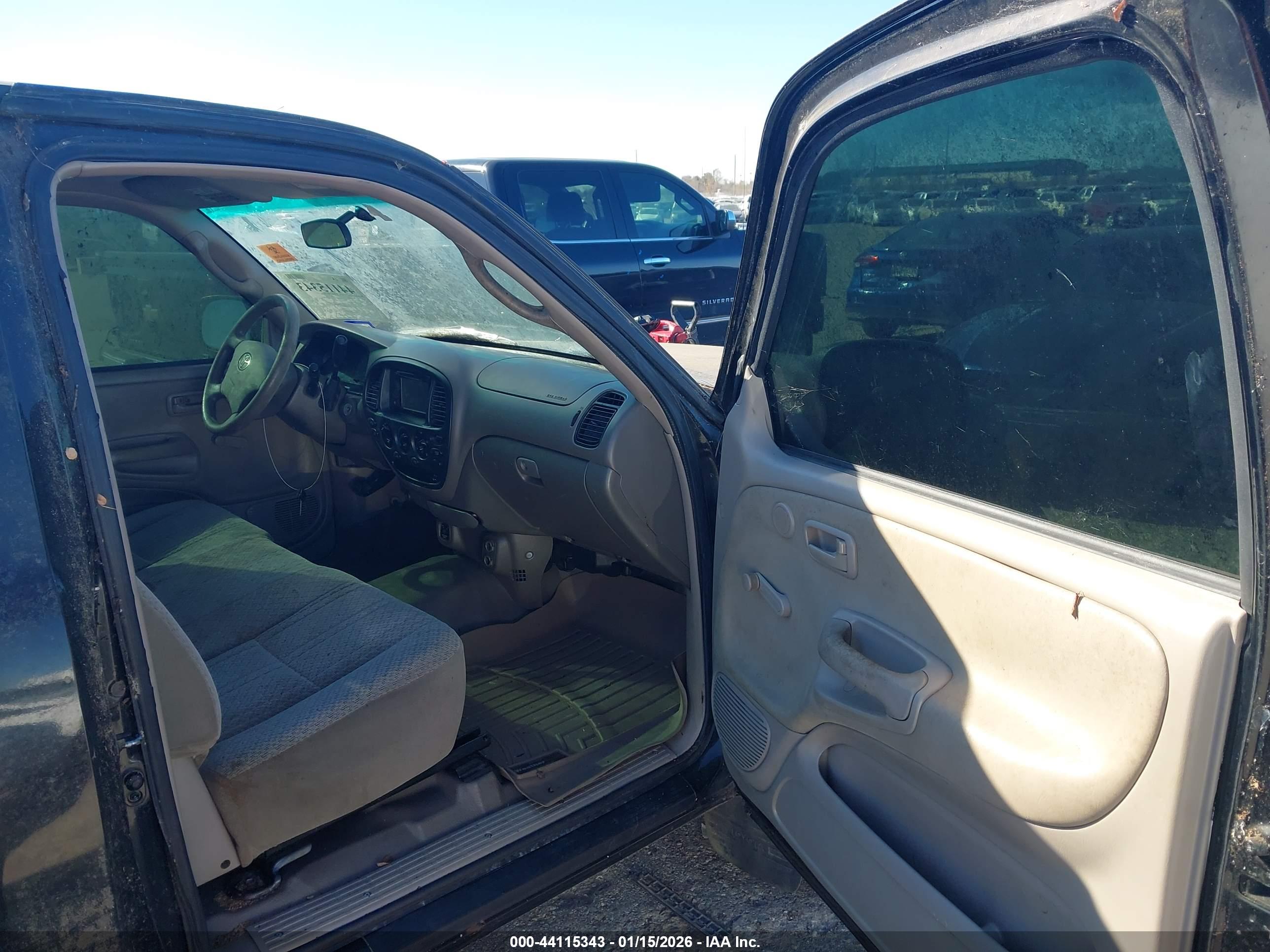 TOYOTA TUNDRA image 5
