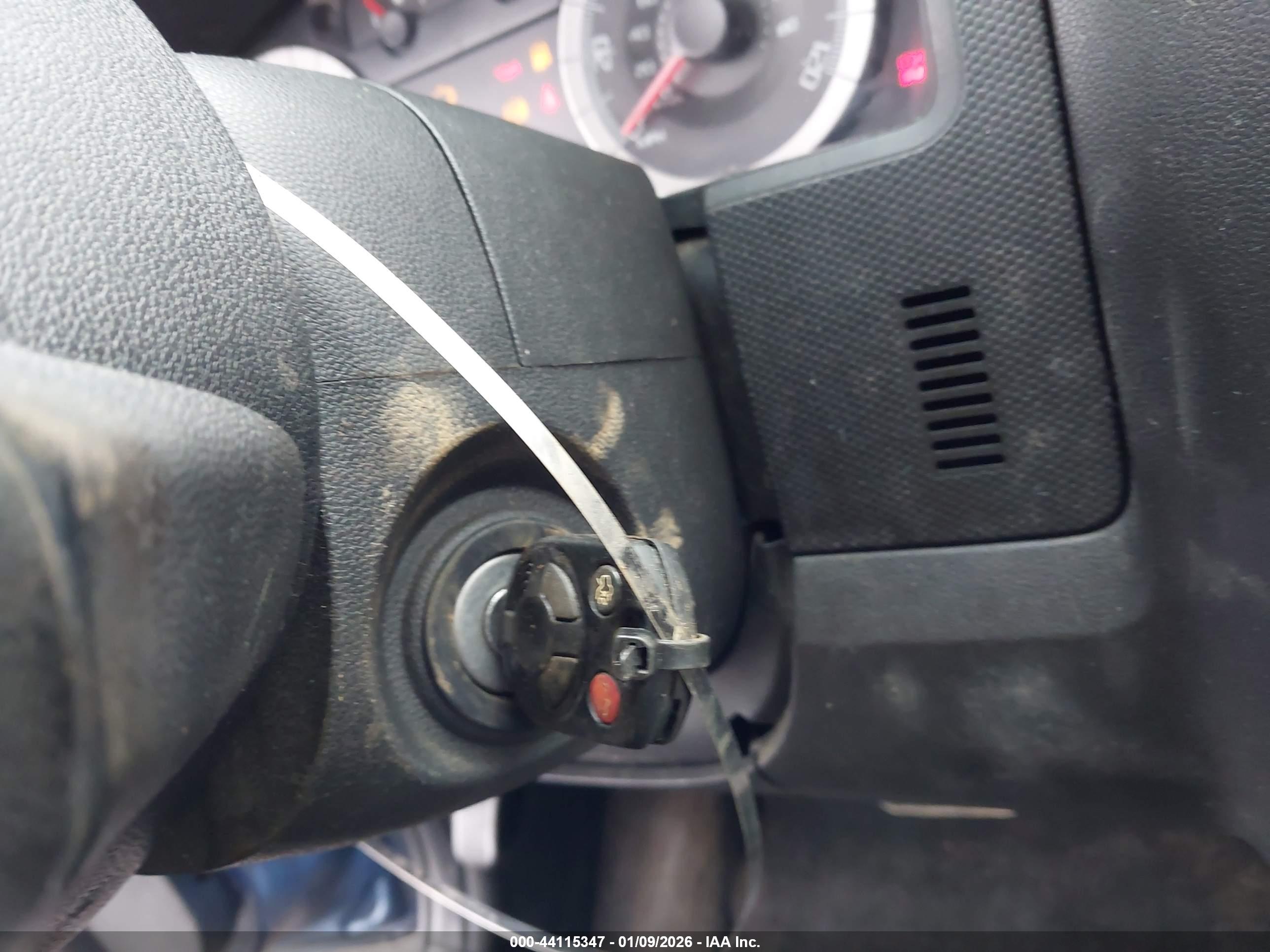 FORD ESCAPE image 11