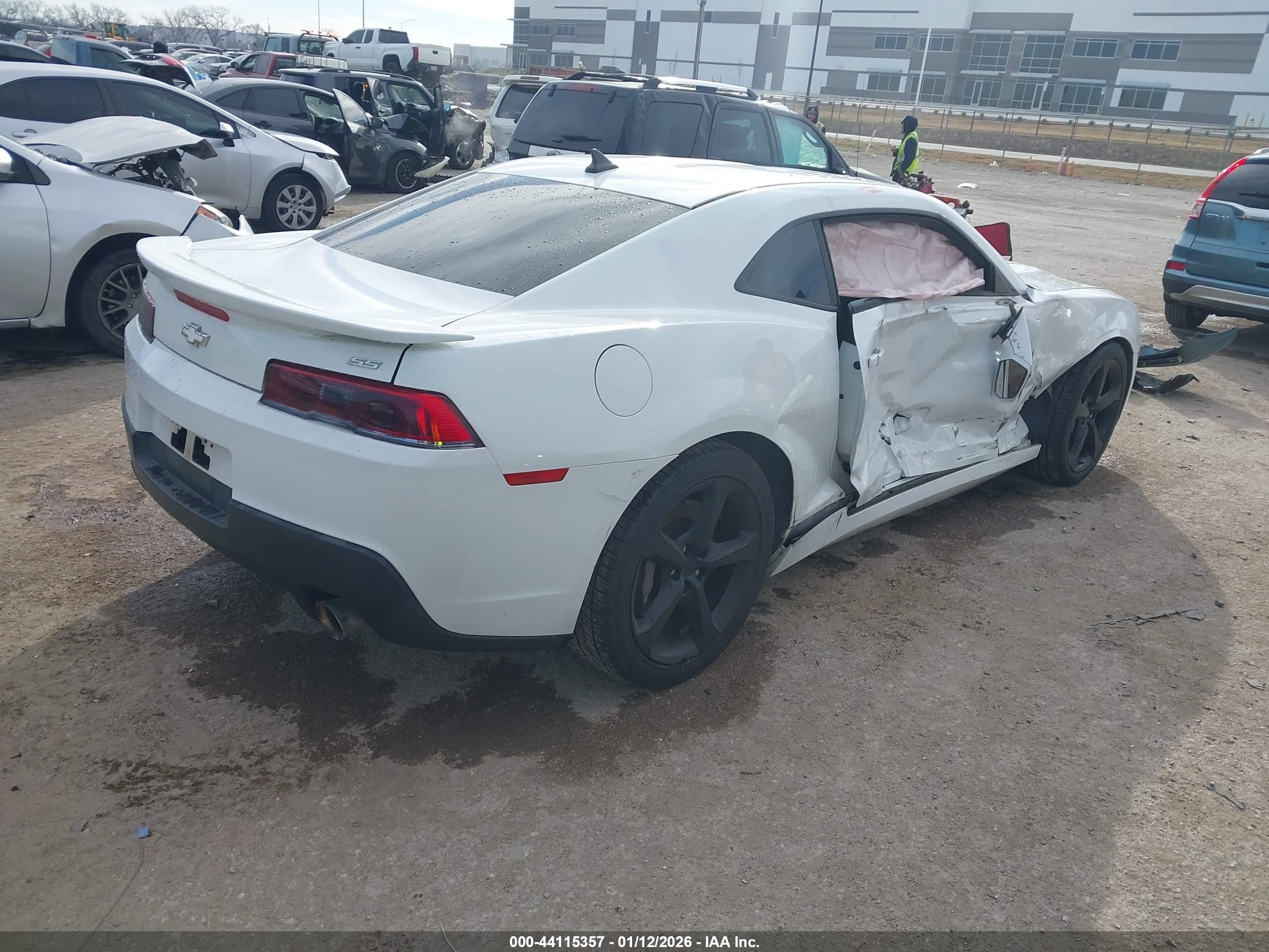 CHEVROLET CAMARO image 4