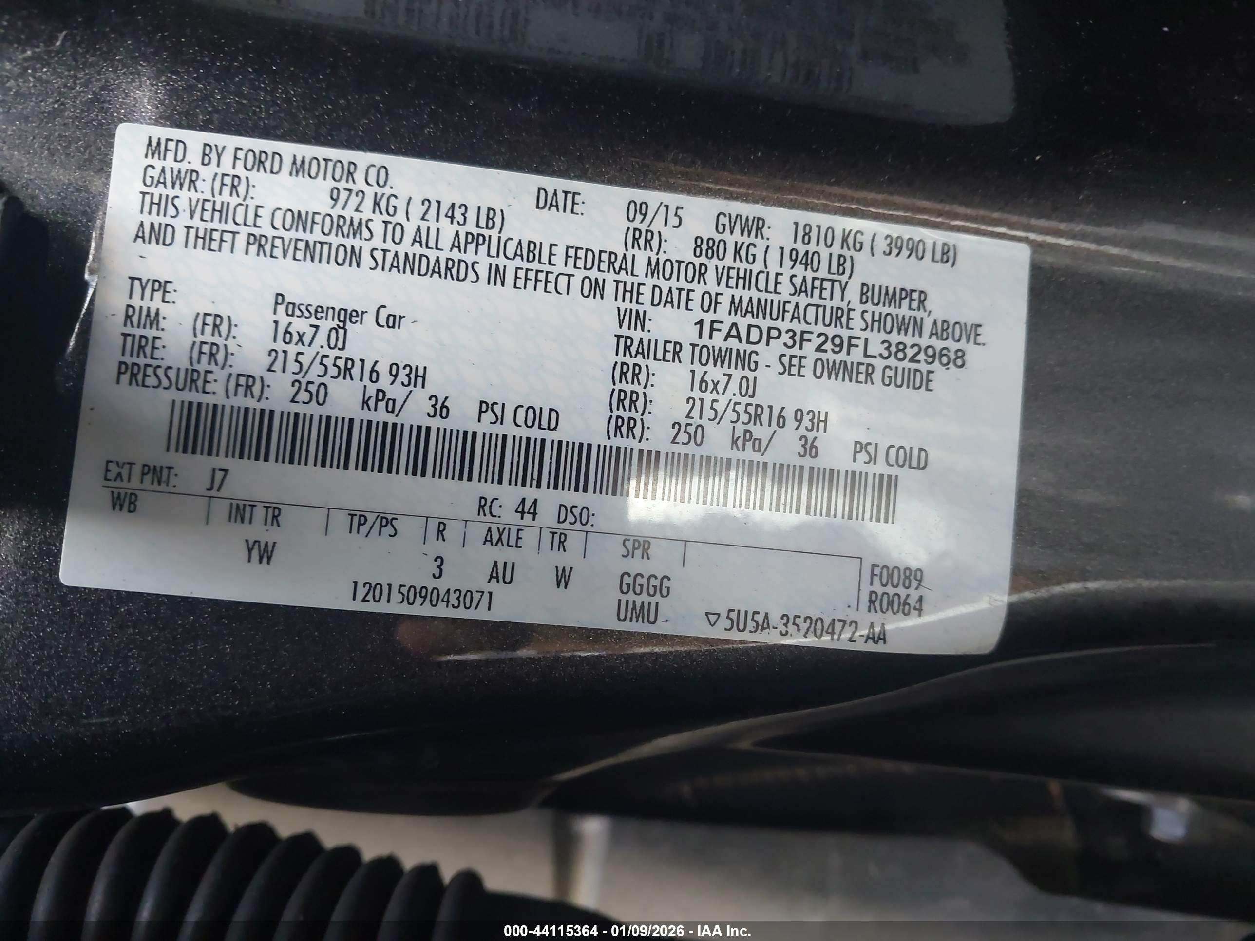 FORD FOCUS image 9
