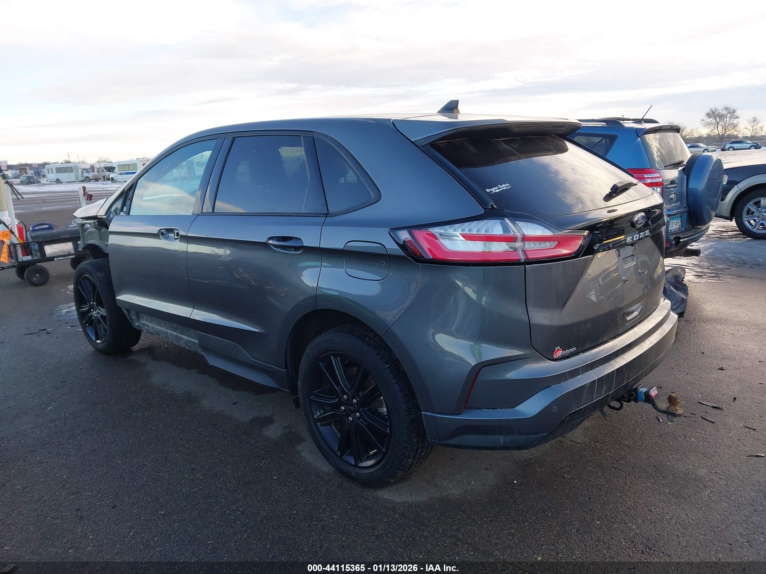 FORD EDGE image 3