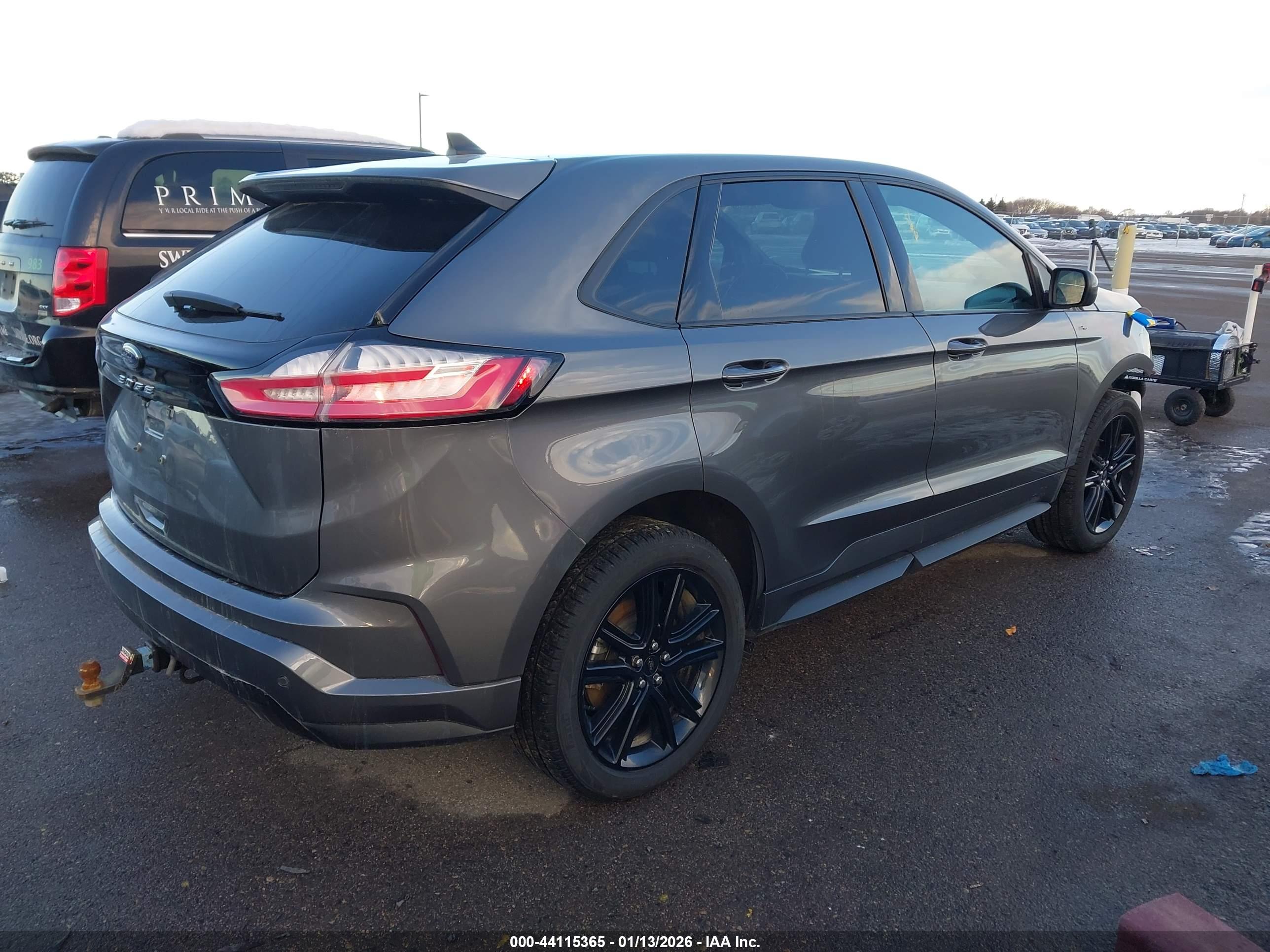 FORD EDGE image 4
