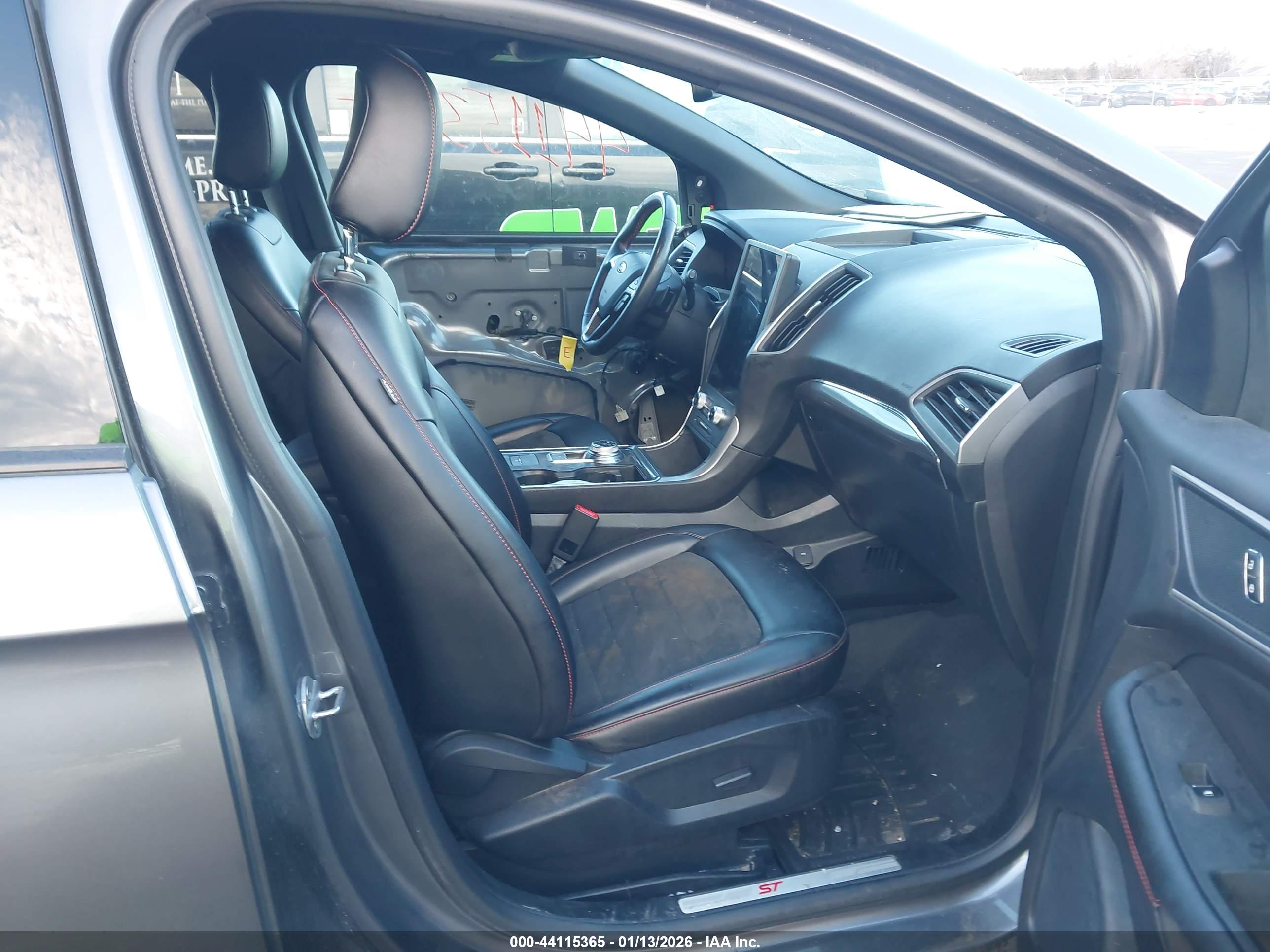 FORD EDGE image 5