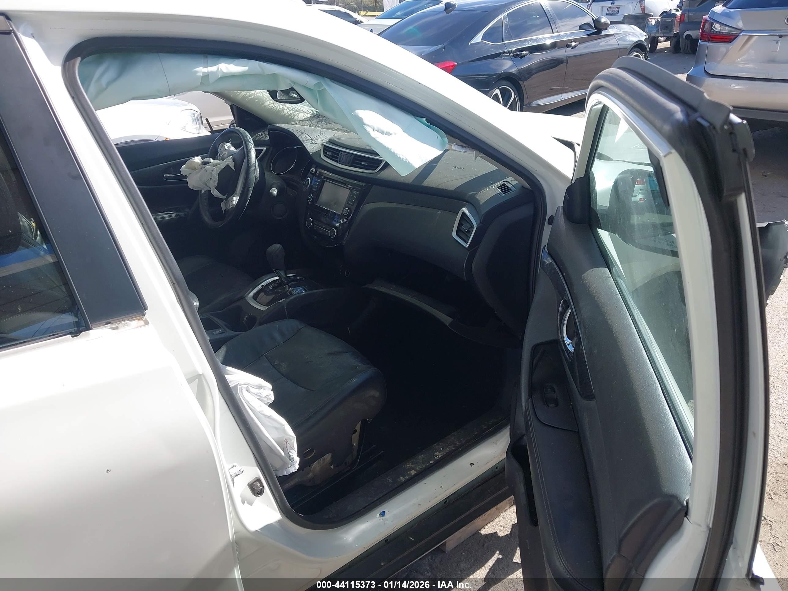 NISSAN ROGUE image 5