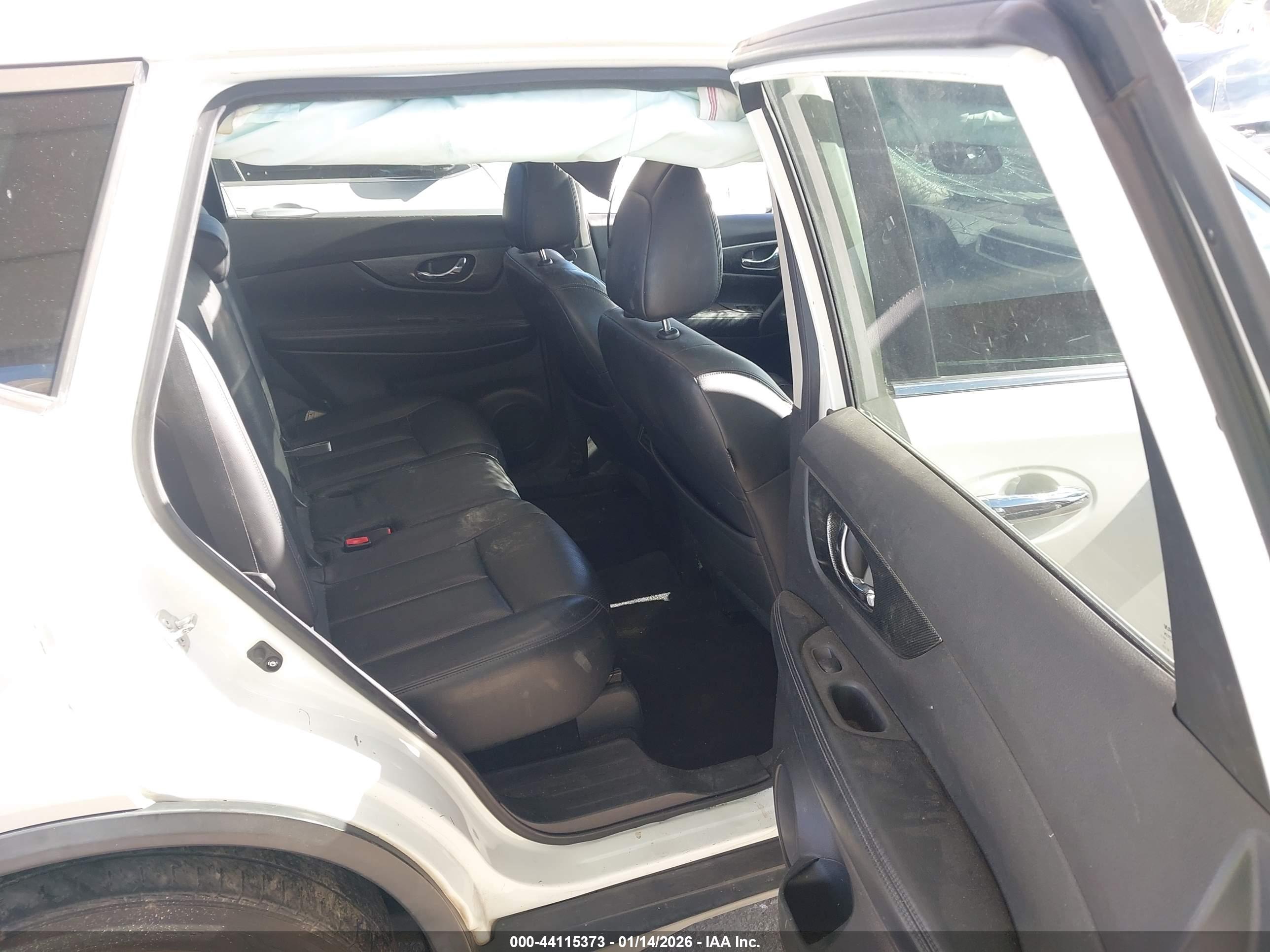 NISSAN ROGUE image 8