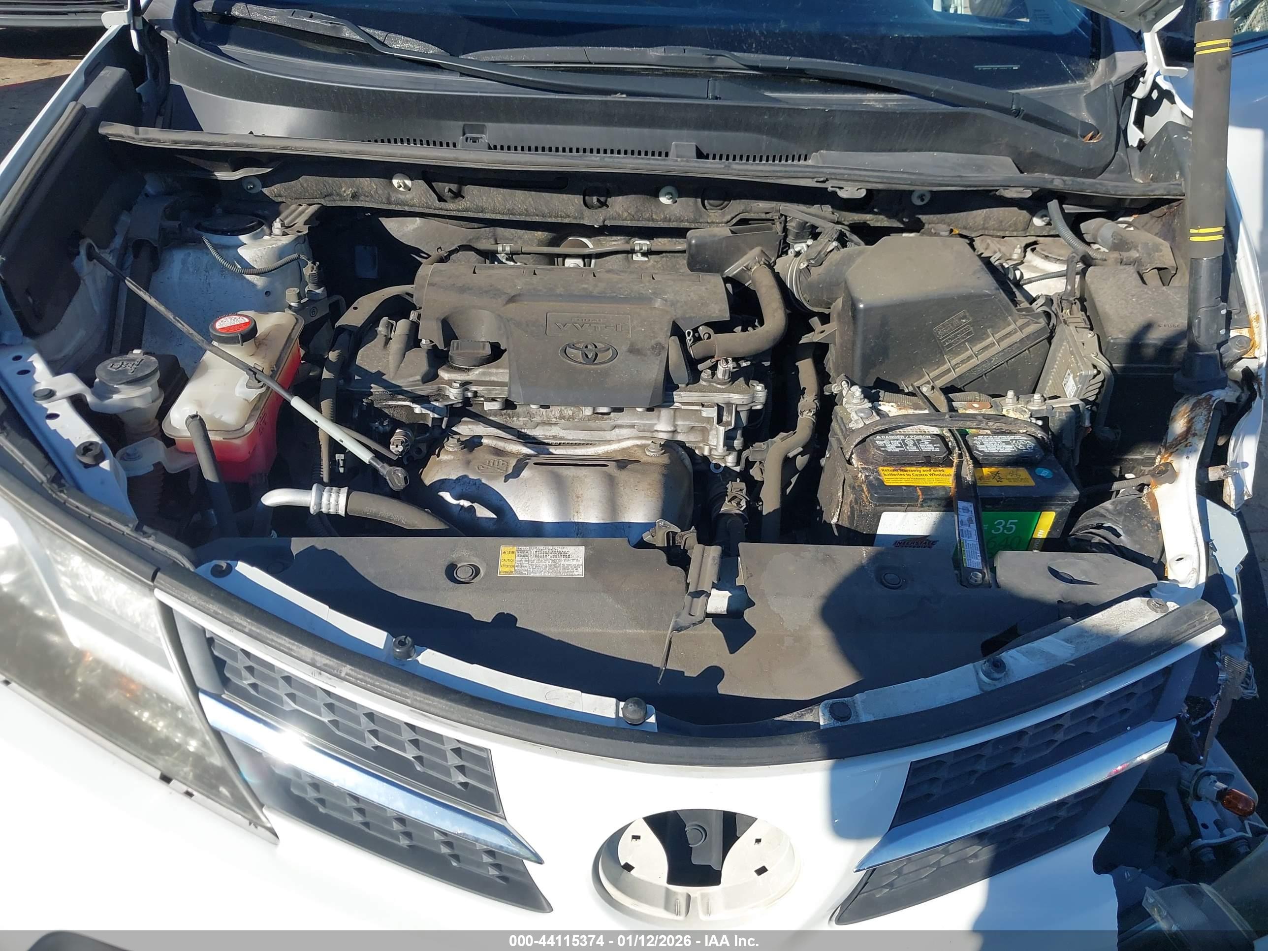 TOYOTA RAV4 image 10