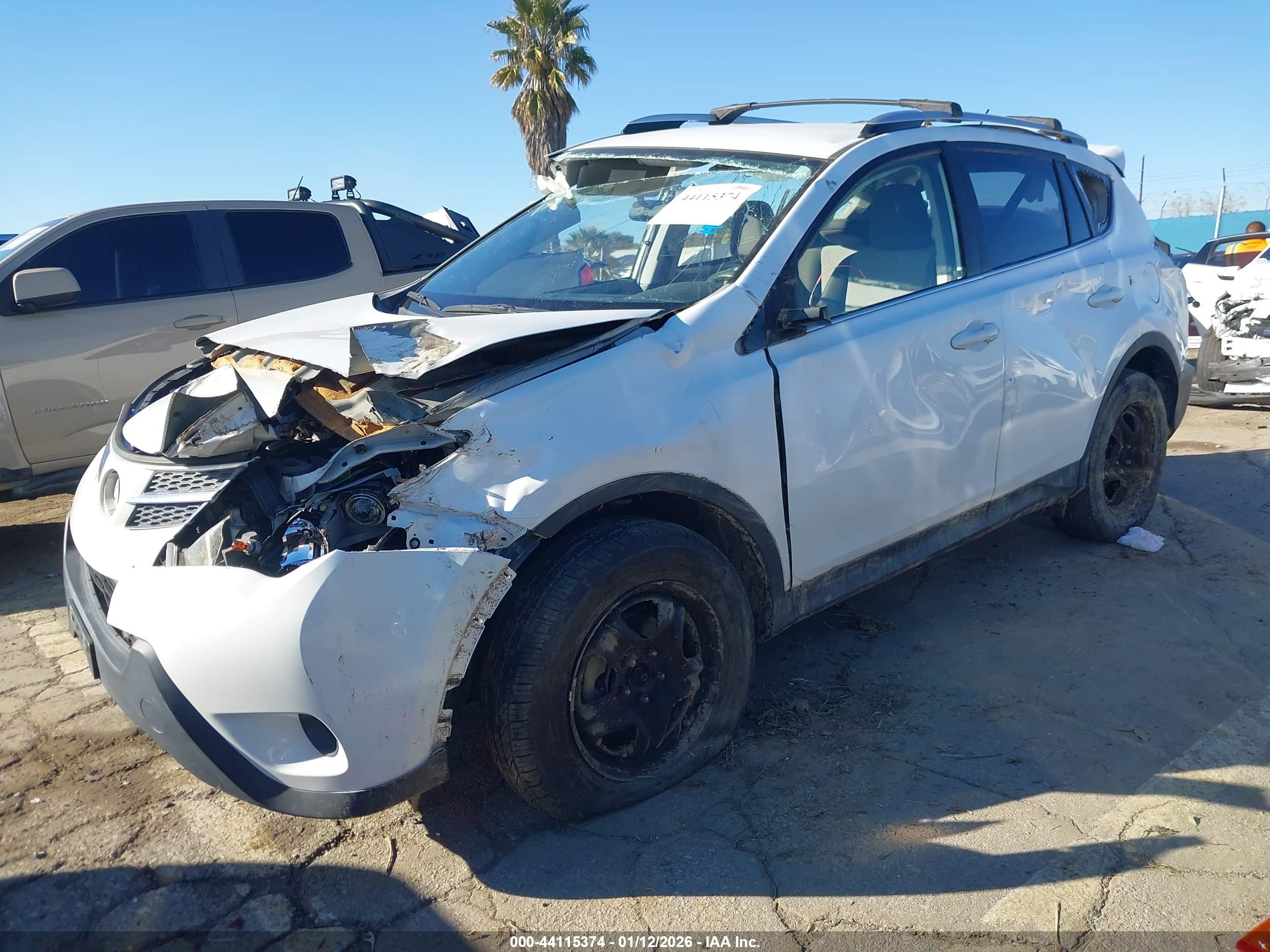 TOYOTA RAV4 image 2