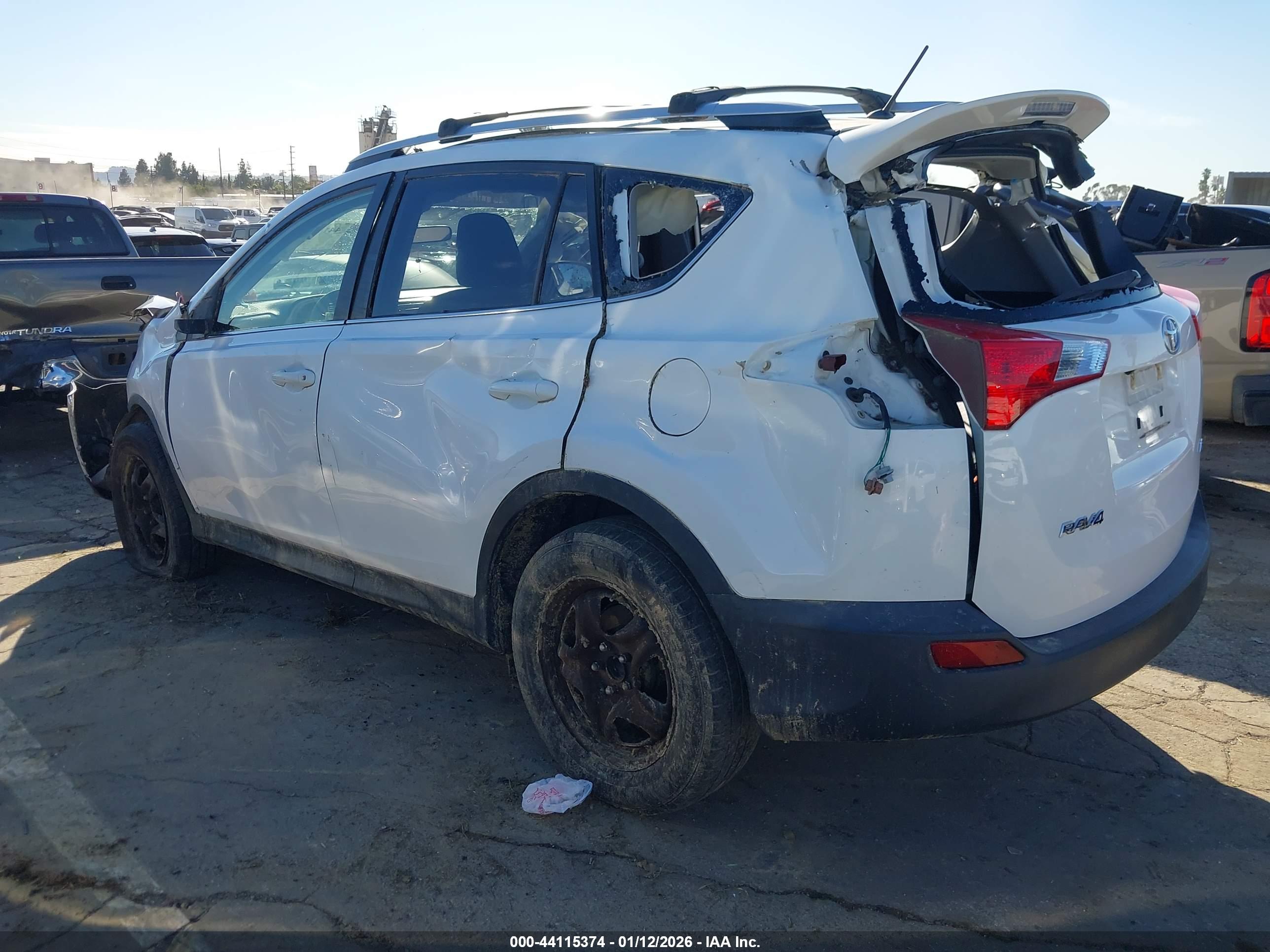 TOYOTA RAV4 image 3