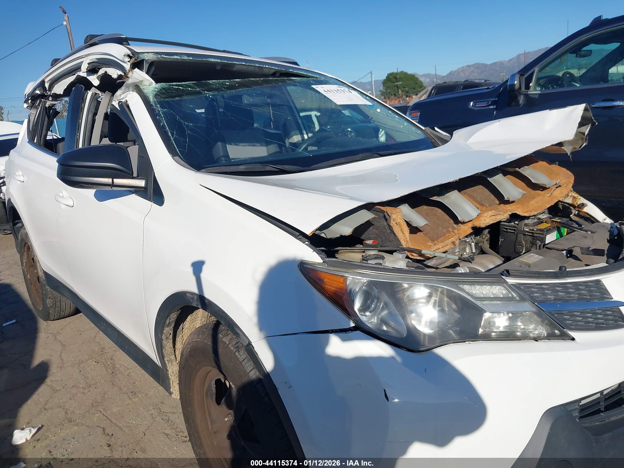 TOYOTA RAV4 image 6