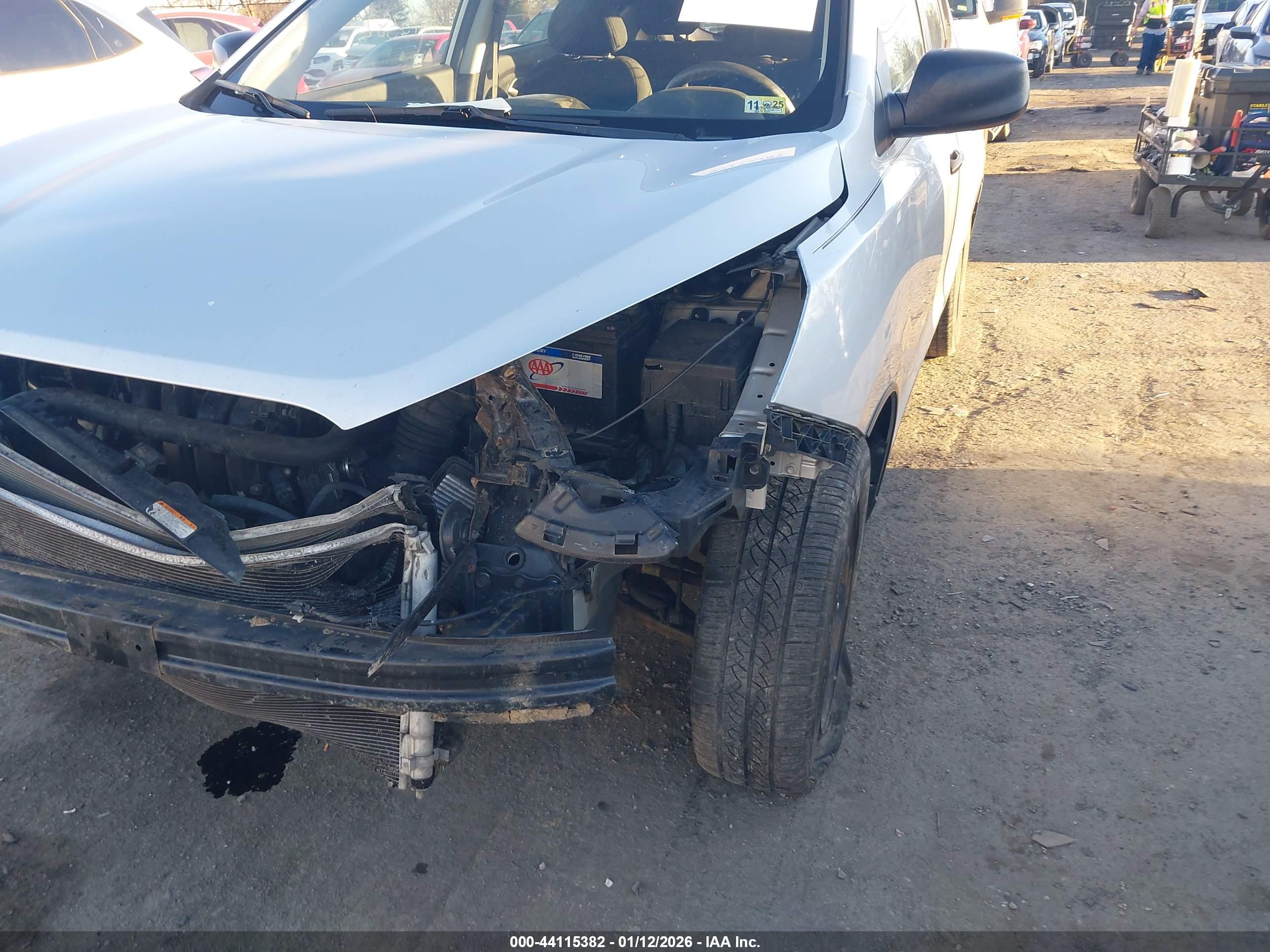 HYUNDAI TUCSON image 6